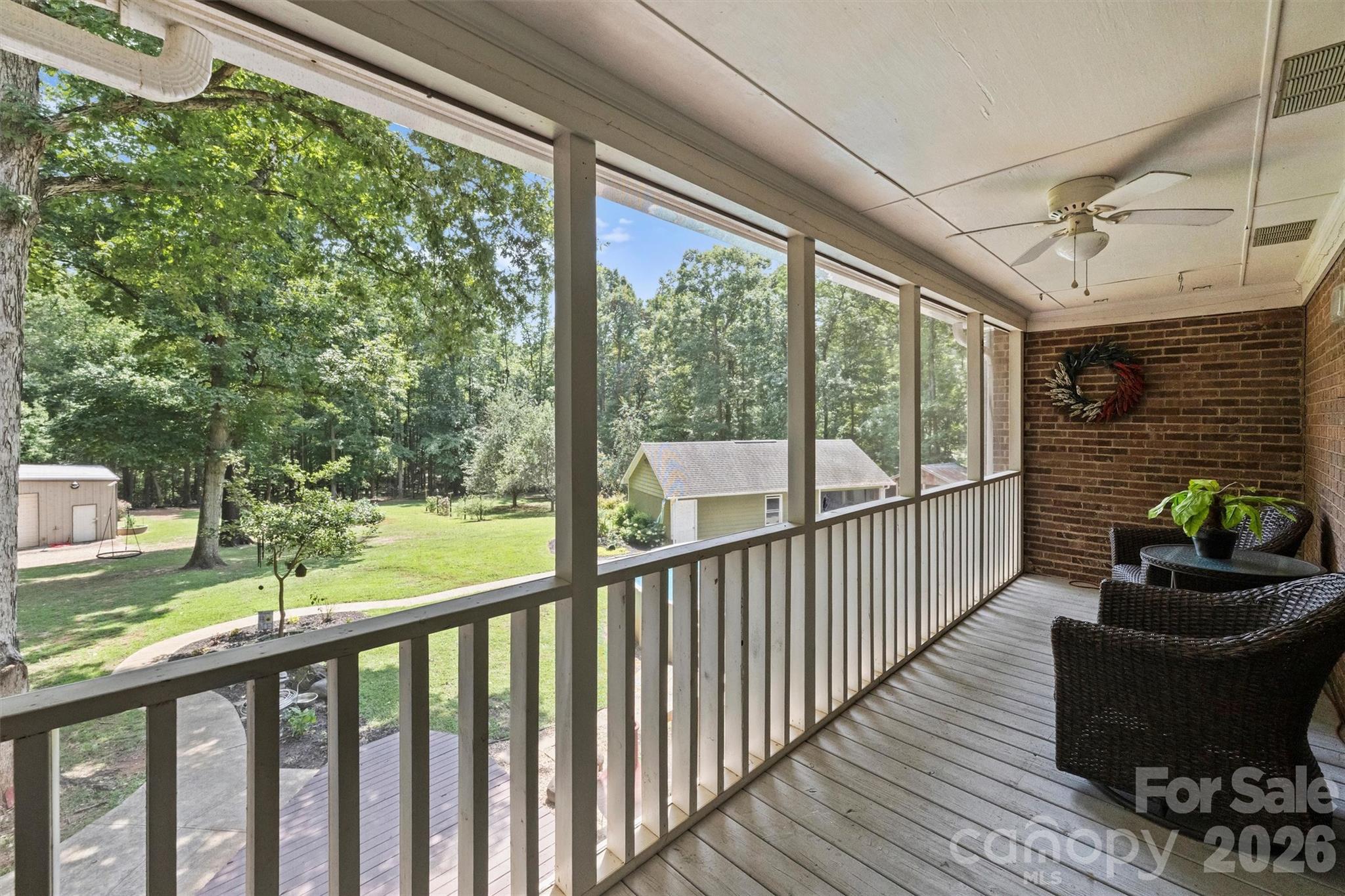 1213 Diana Lee Lane
