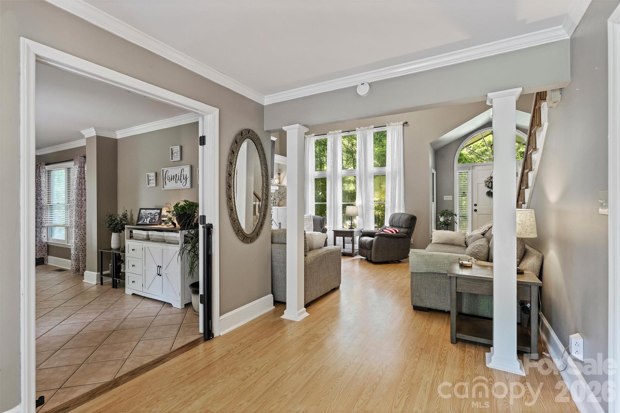 1213 Diana Lee Lane