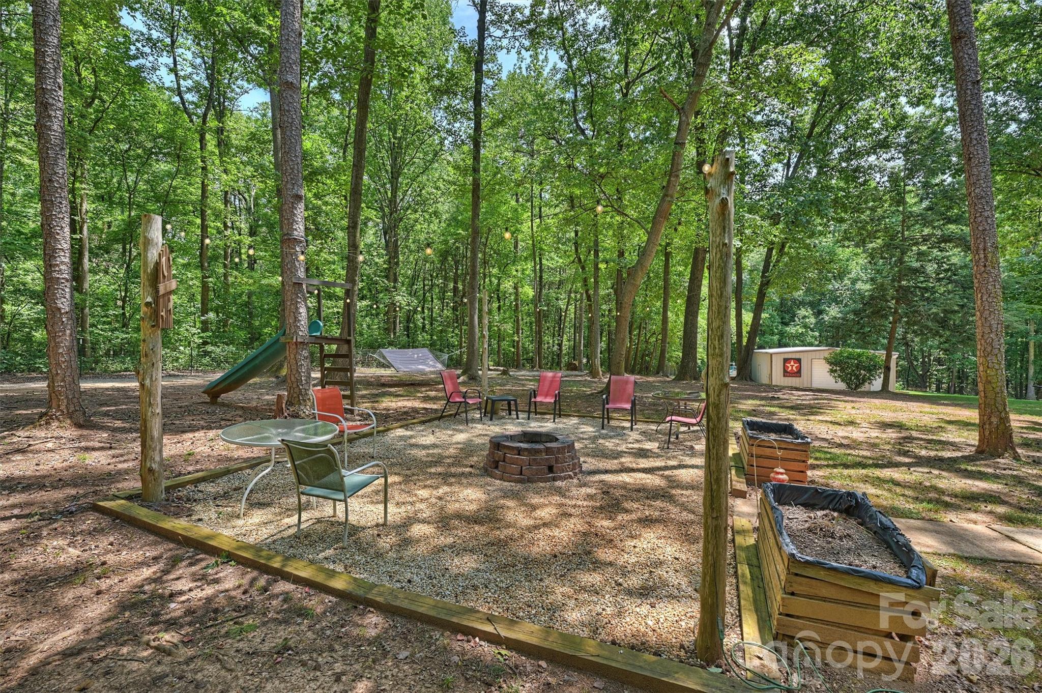 1213 Diana Lee Lane