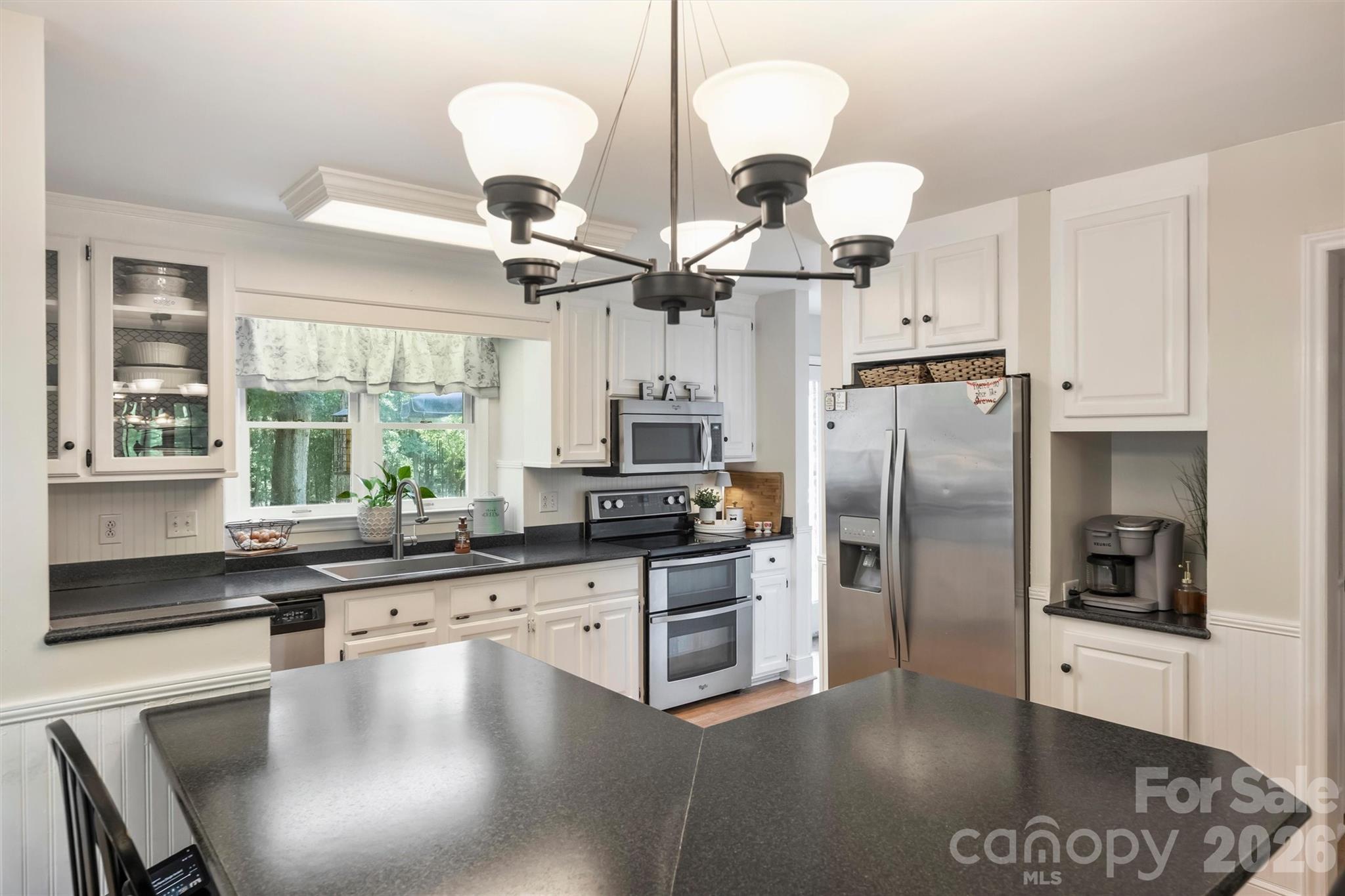 1213 Diana Lee Lane