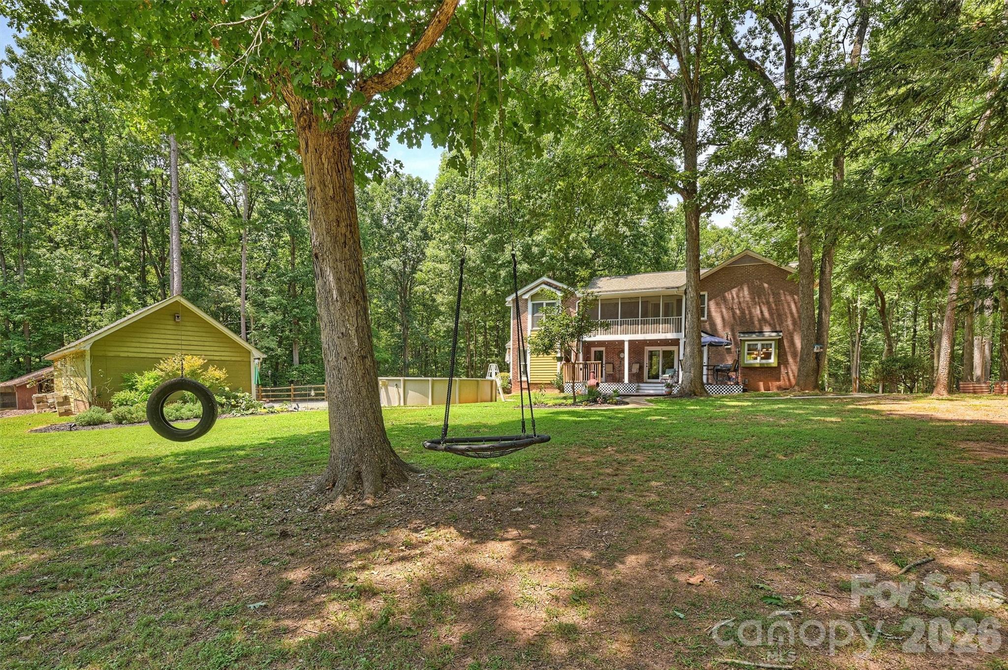 1213 Diana Lee Lane