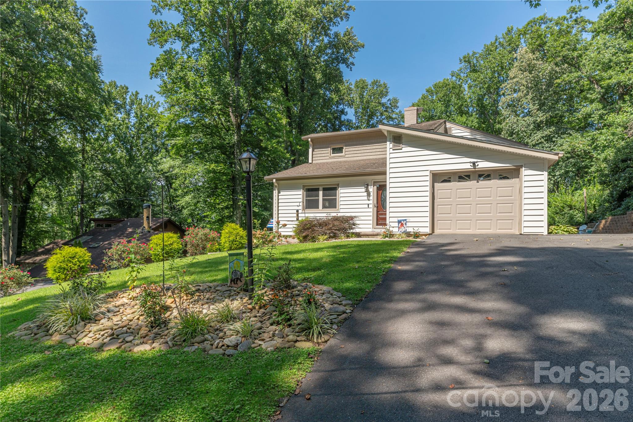 115 Hazelview Drive