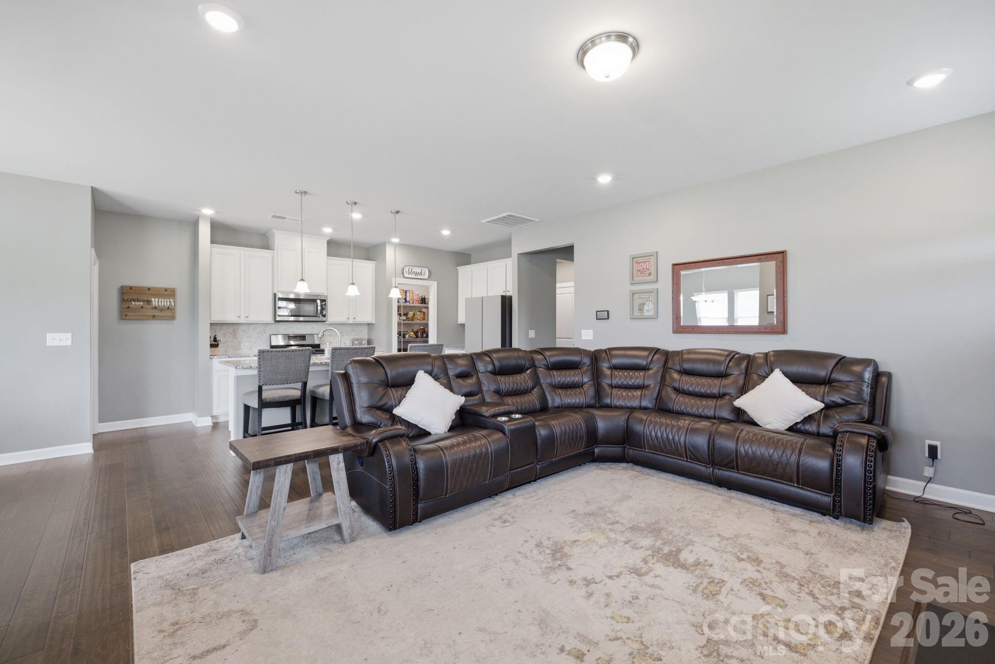 5281 Turtle Creek Drive