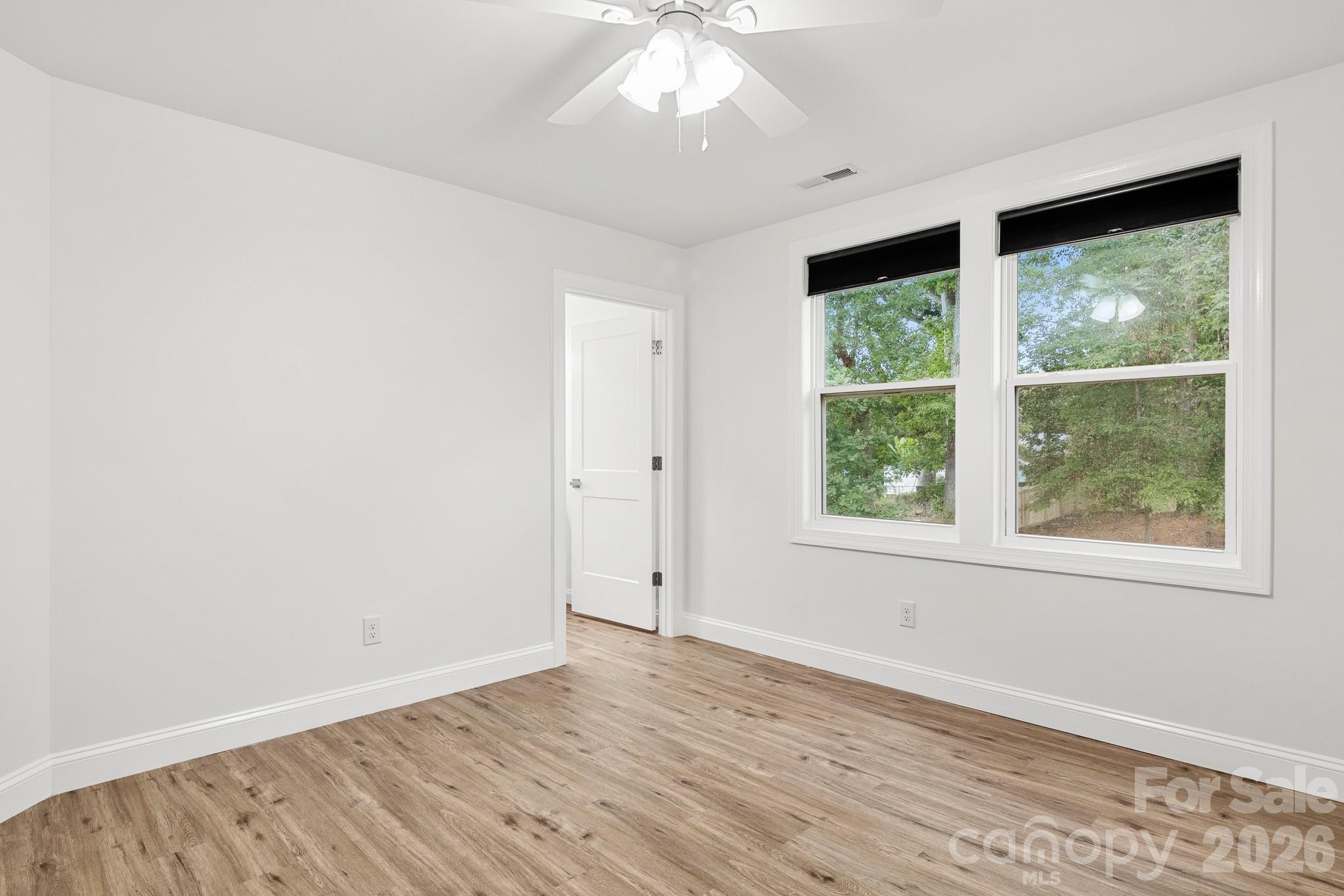 621 Norland Avenue Unit: 2