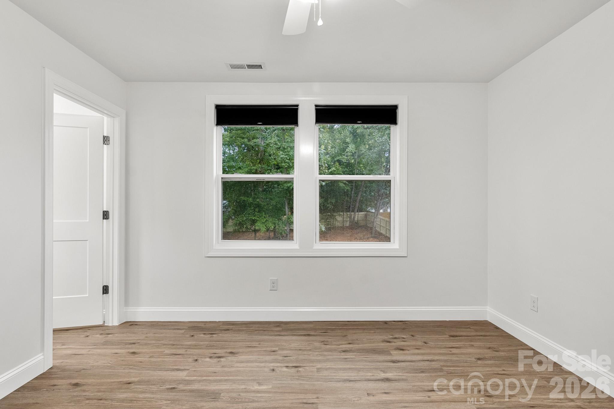 621 Norland Avenue Unit: 2