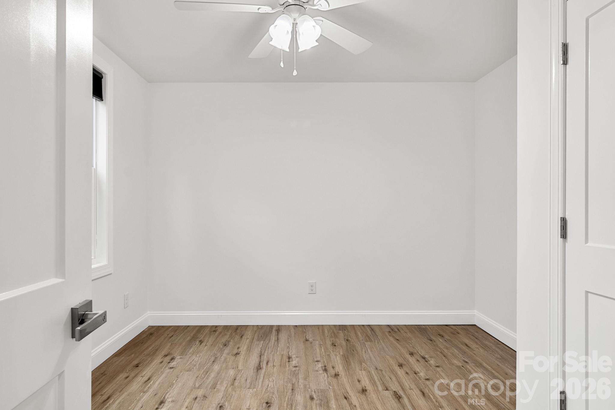 621 Norland Avenue Unit: 2