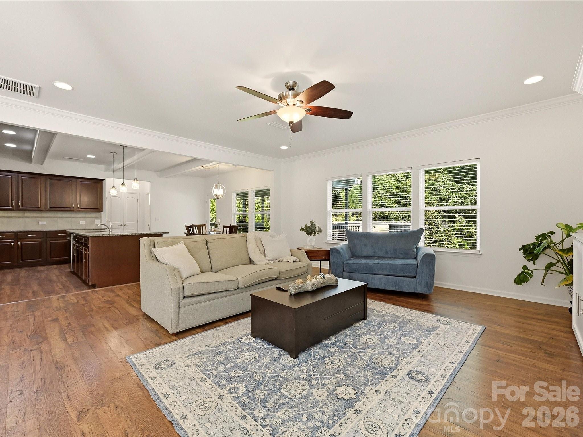1104 Bassett Way