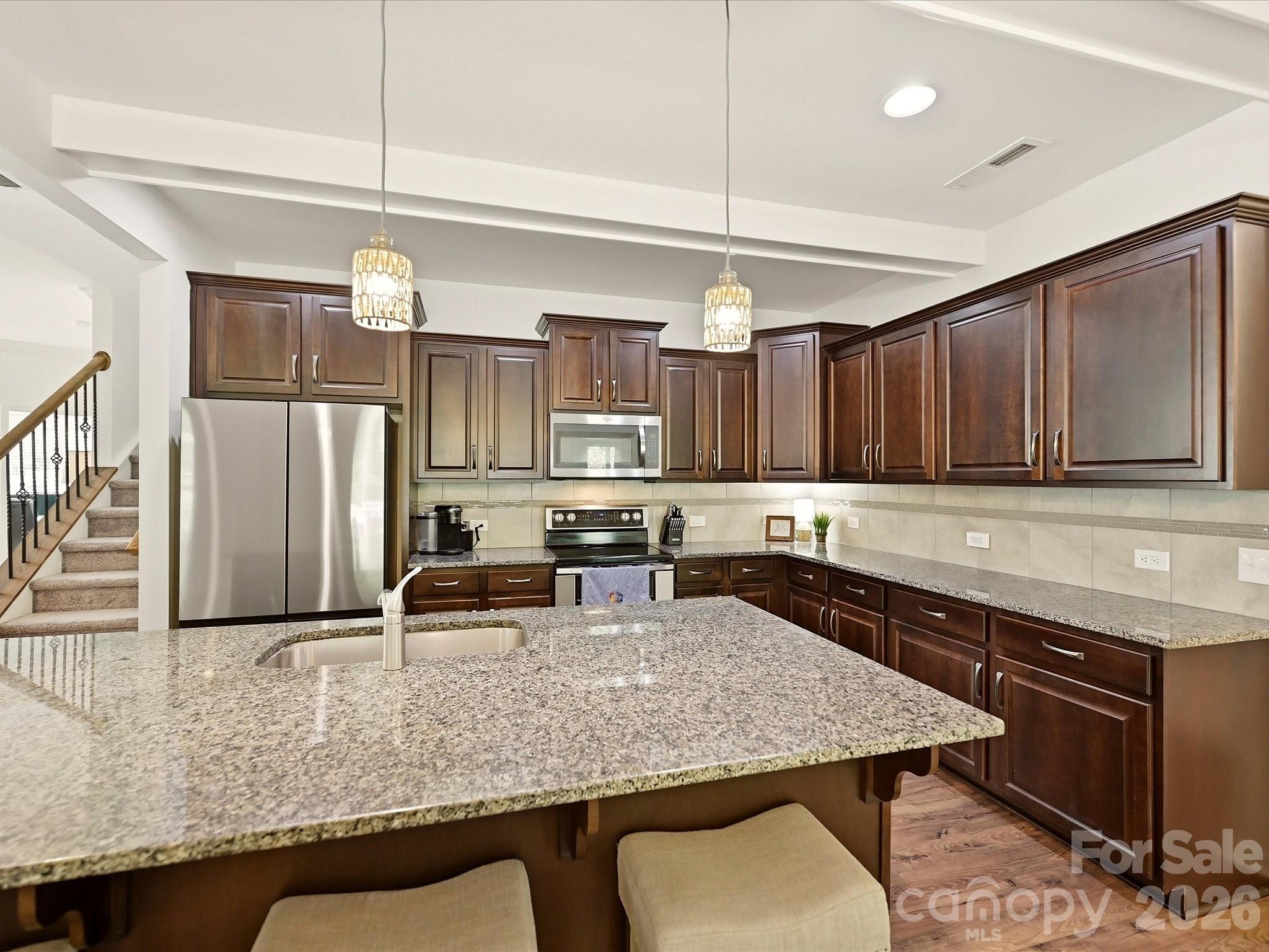 1104 Bassett Way