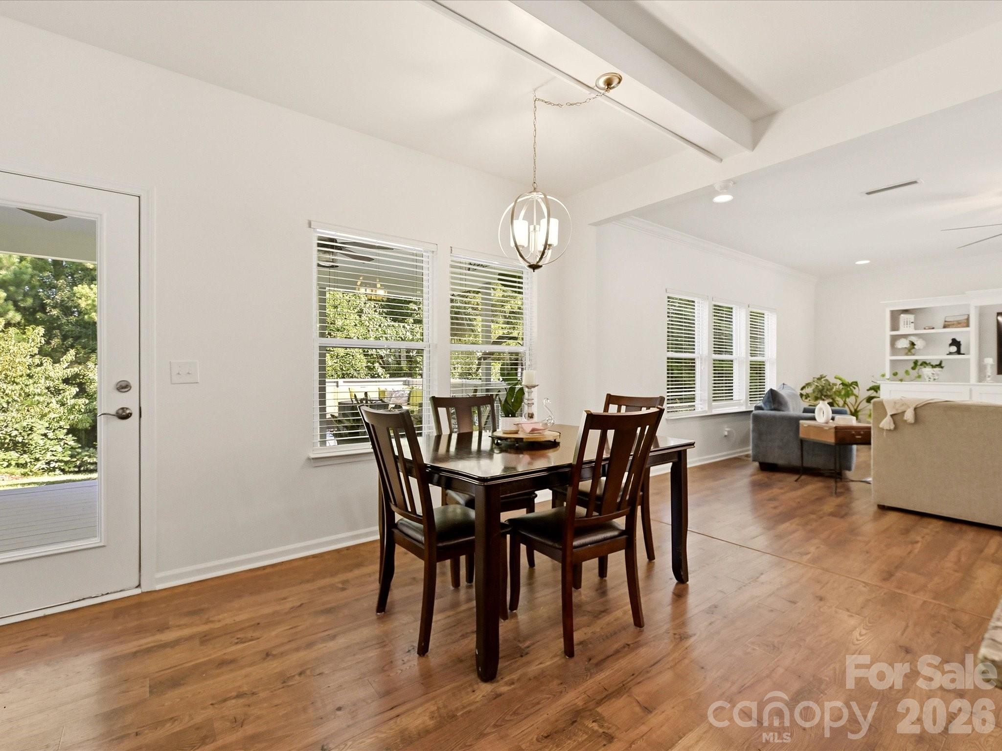 1104 Bassett Way