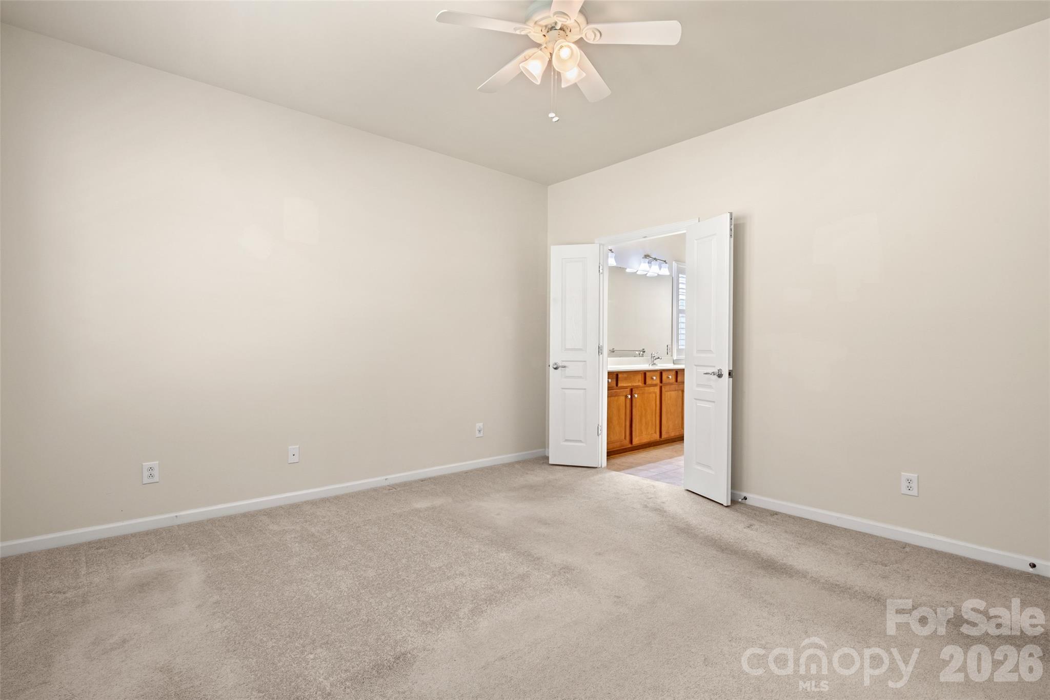 21218 W Tern Court