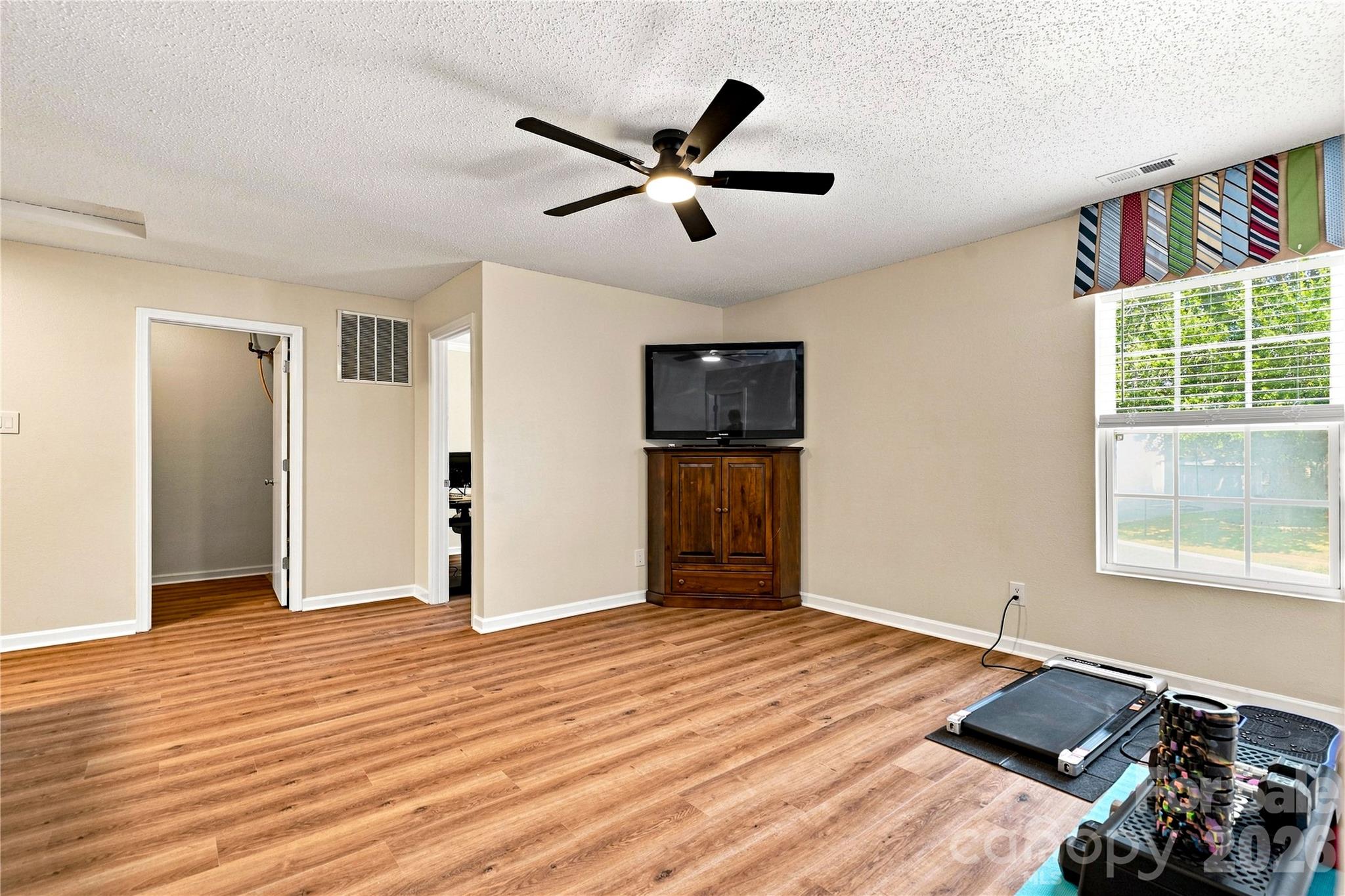117 Farm Springs Drive