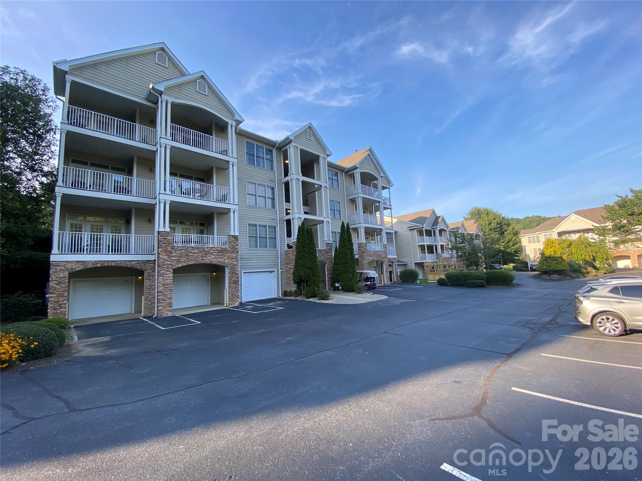 65 Glenview Lane Unit: 3029
