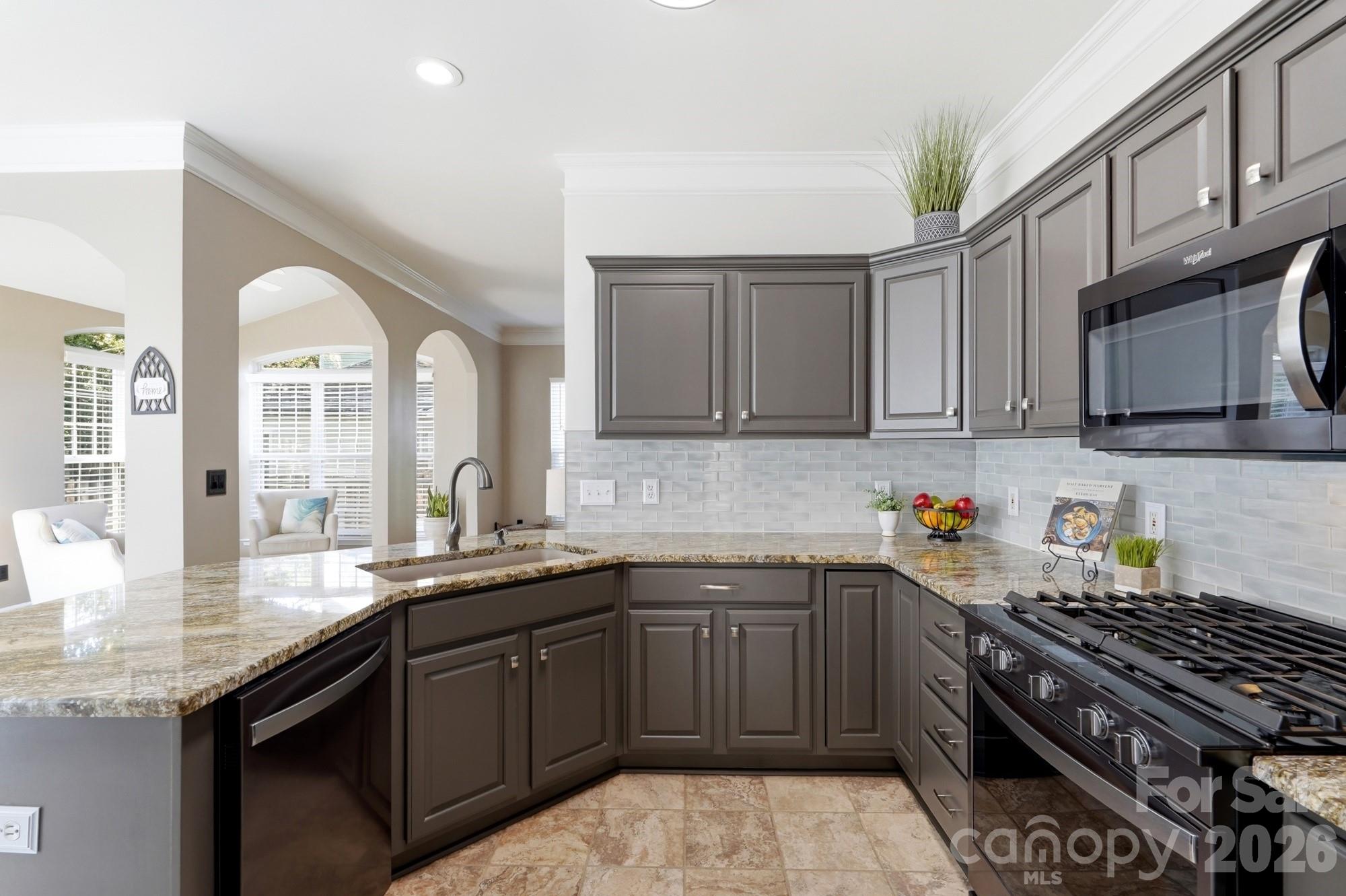 134 Lamplighter Lane