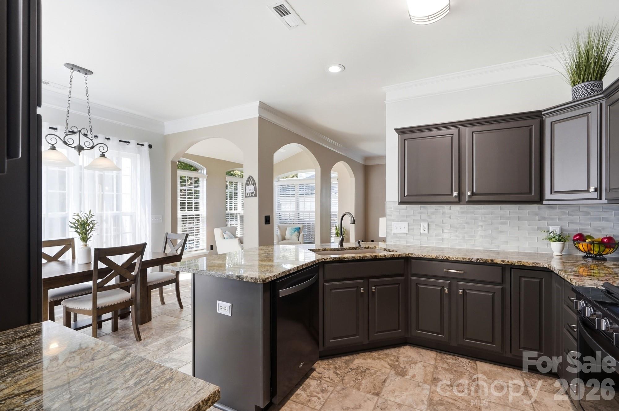 134 Lamplighter Lane