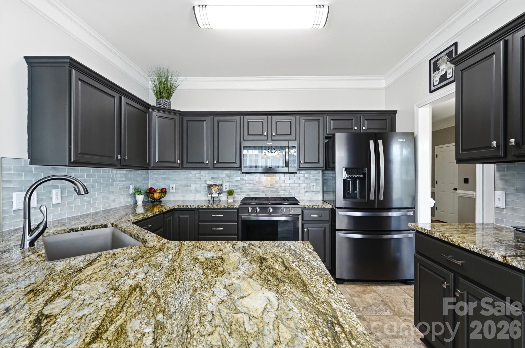 134 Lamplighter Lane