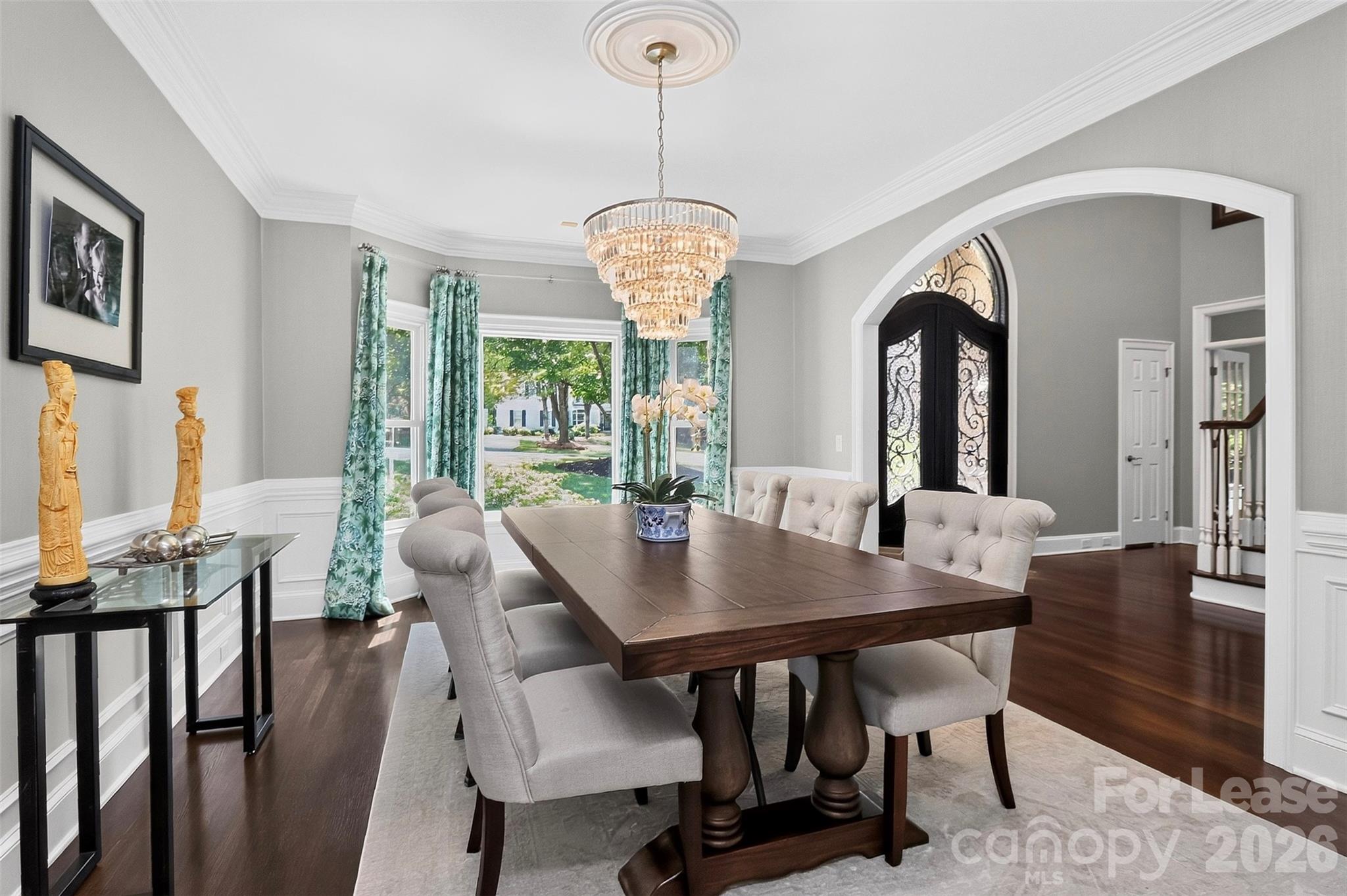 18928 Peninsula Point Drive