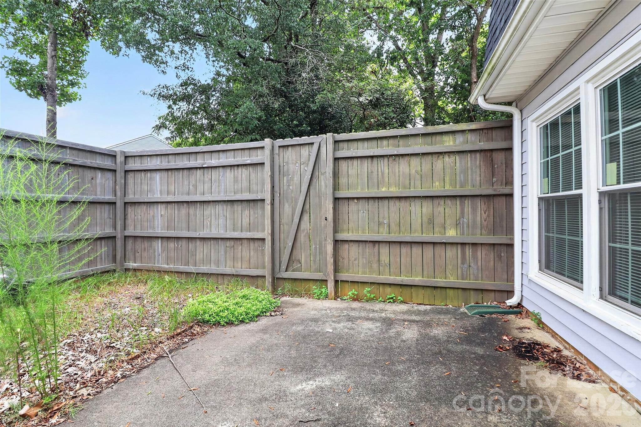 8322 Knights Bridge Road