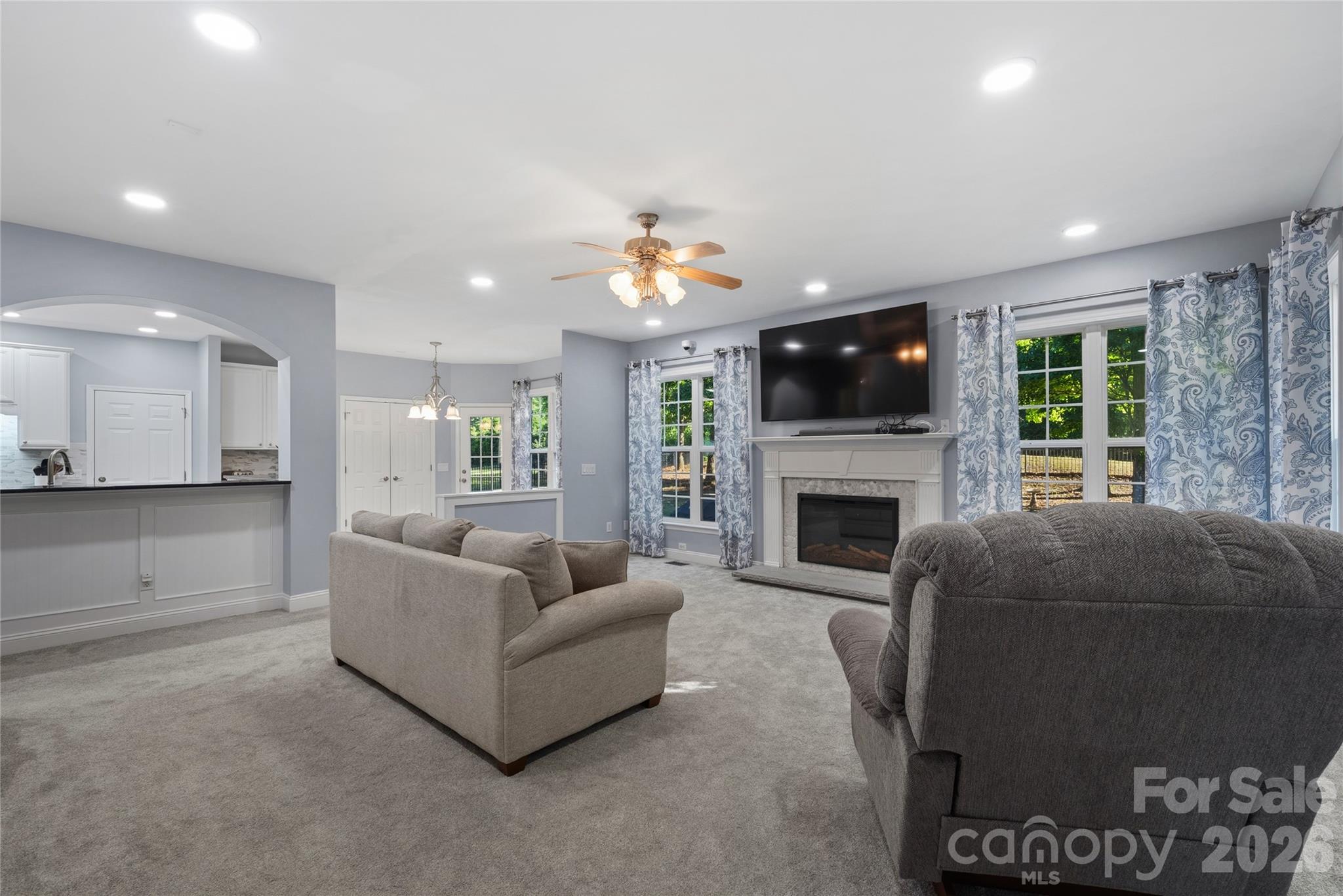 2612 Albatross Lane