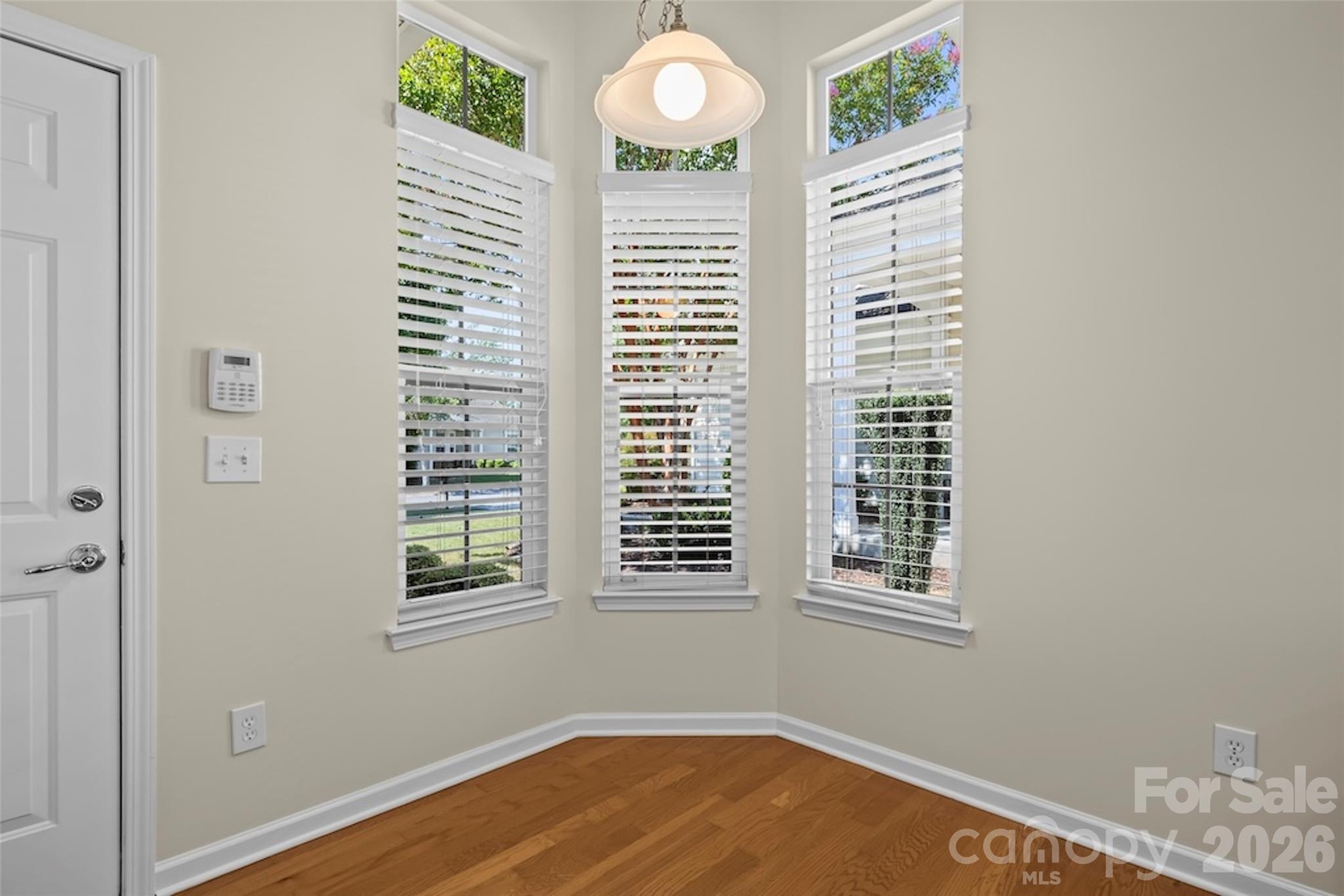 4122 Jessamine Way