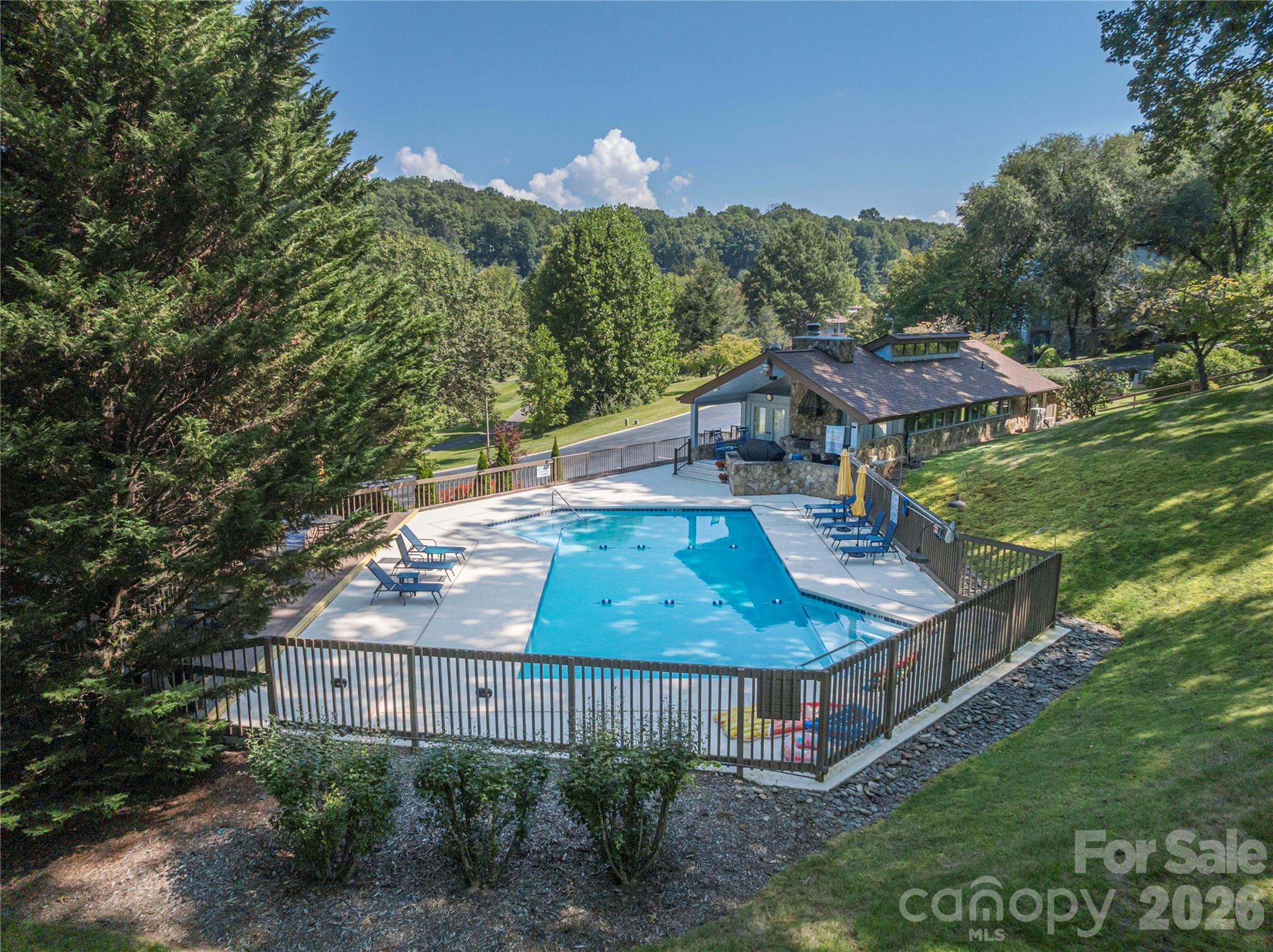 87 Willow Road Unit: A-6