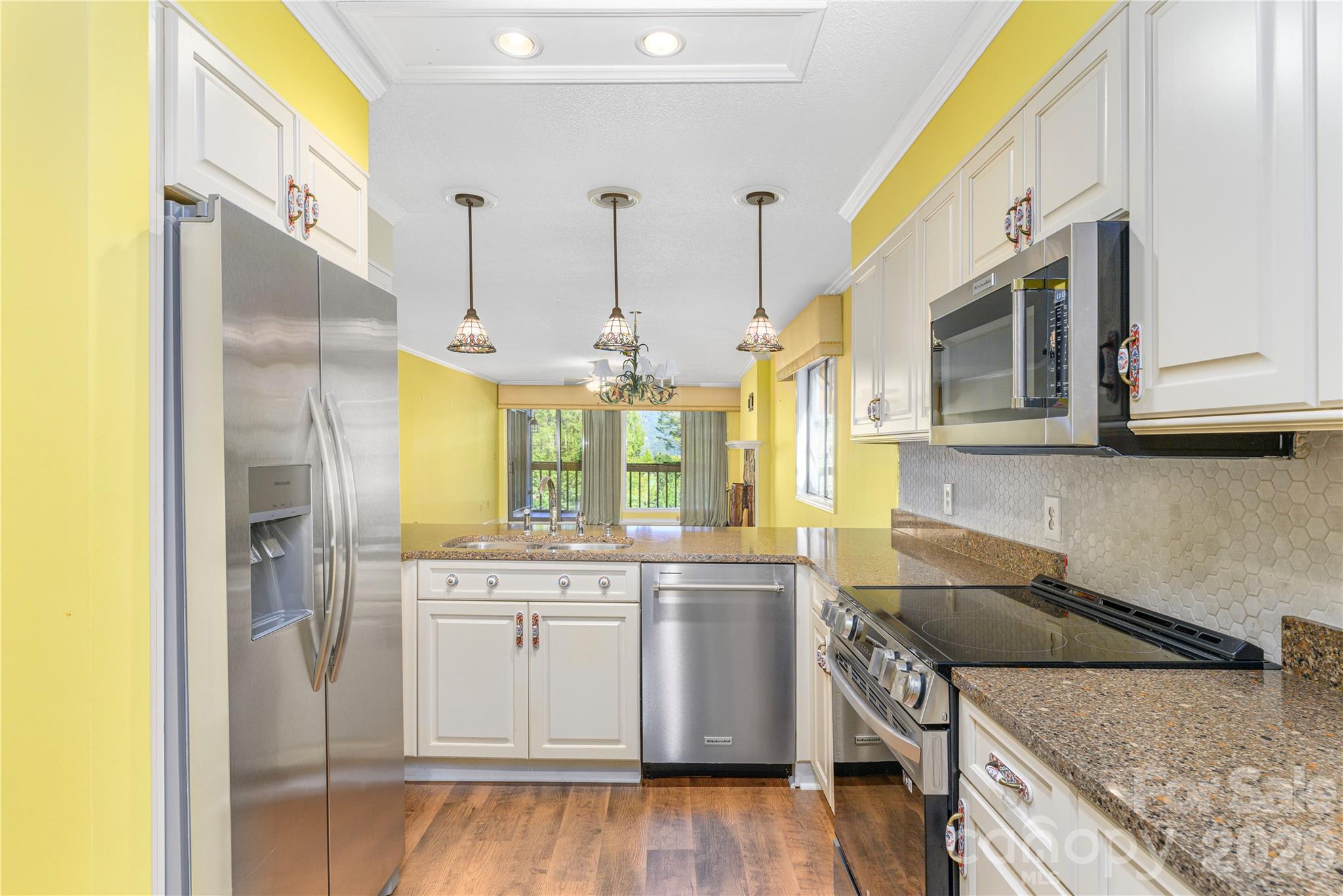 87 Willow Road Unit: A-6