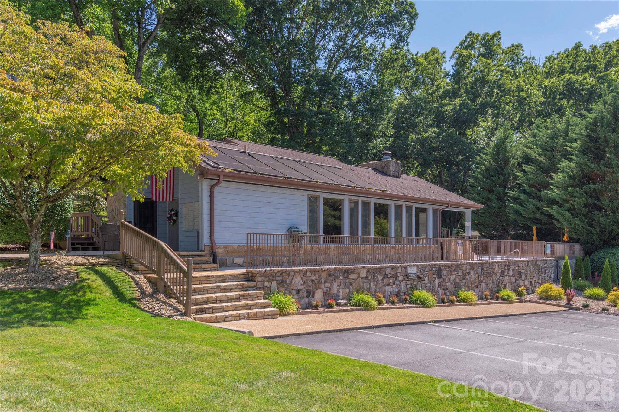 87 Willow Road Unit: A-6