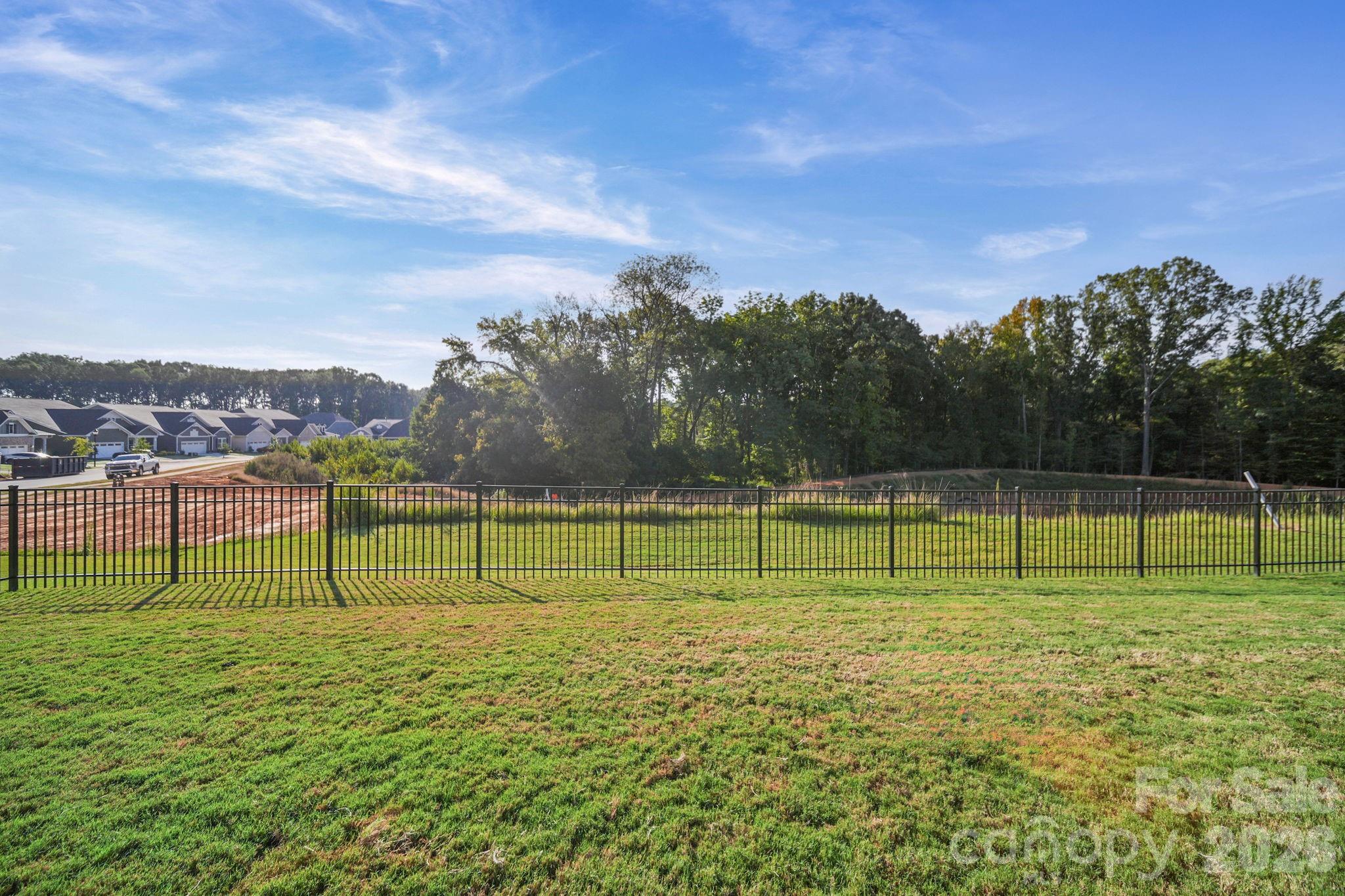 4007 Brush Creek
