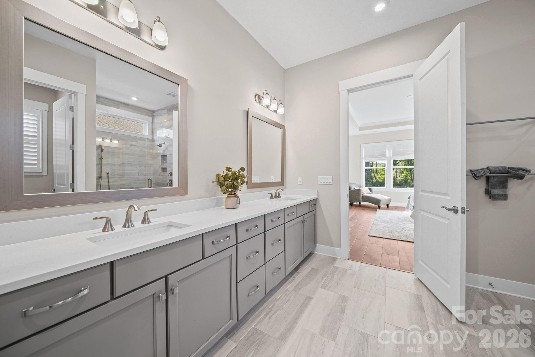 4007 Brush Creek