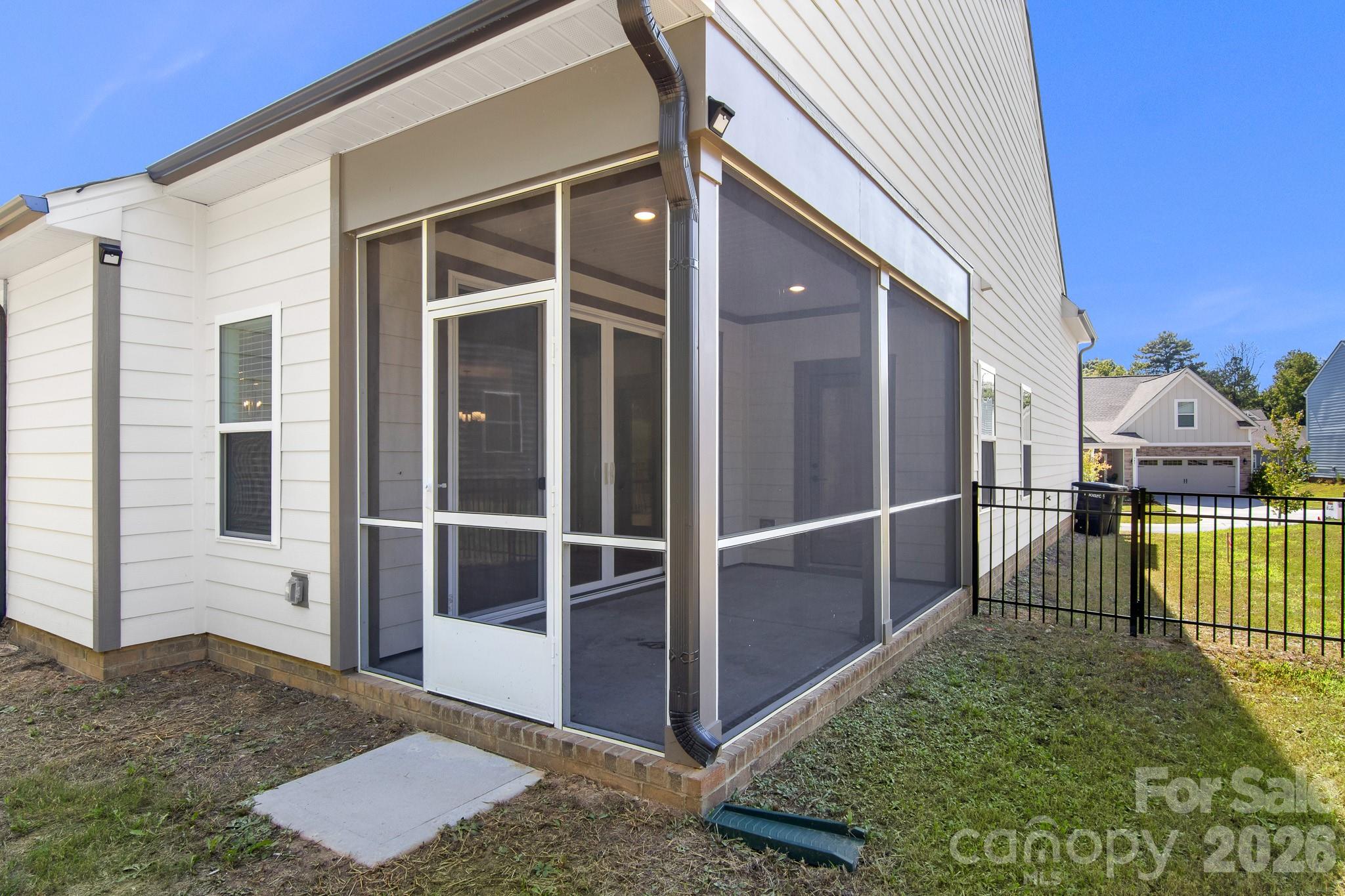 936 Scotch Meadows Loop