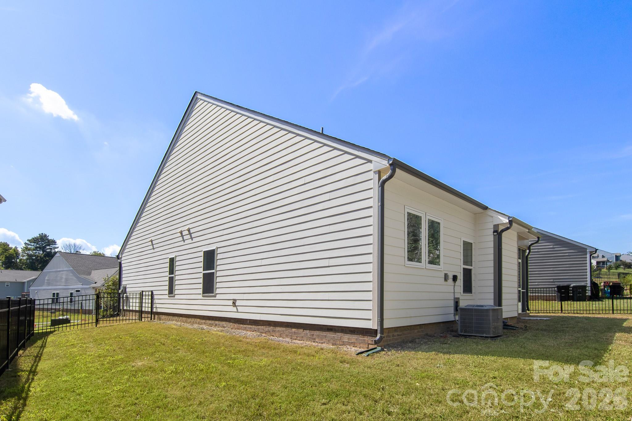 936 Scotch Meadows Loop