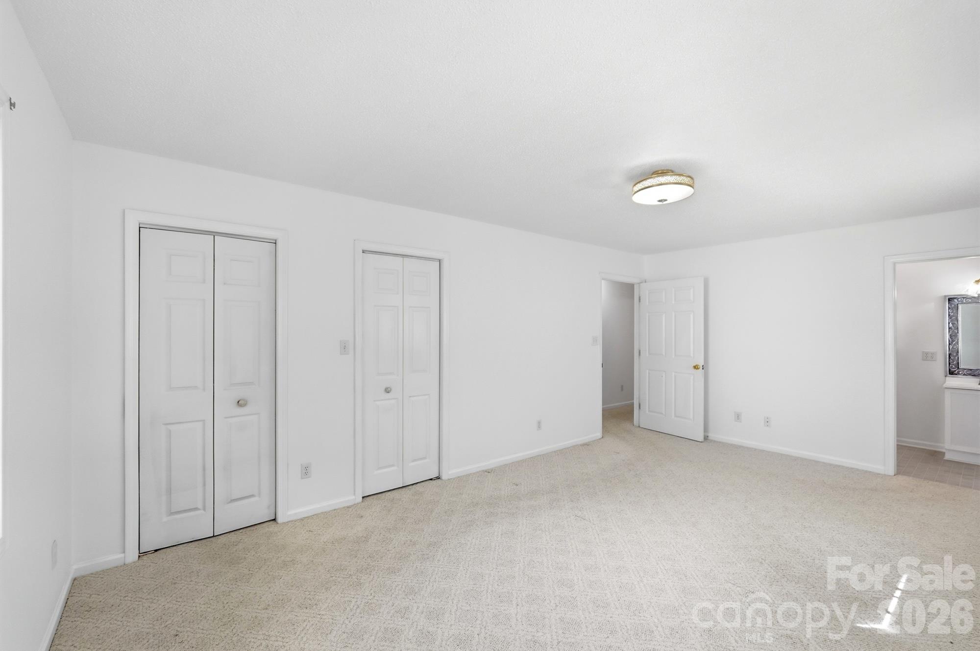 1037 Cross Creek Drive