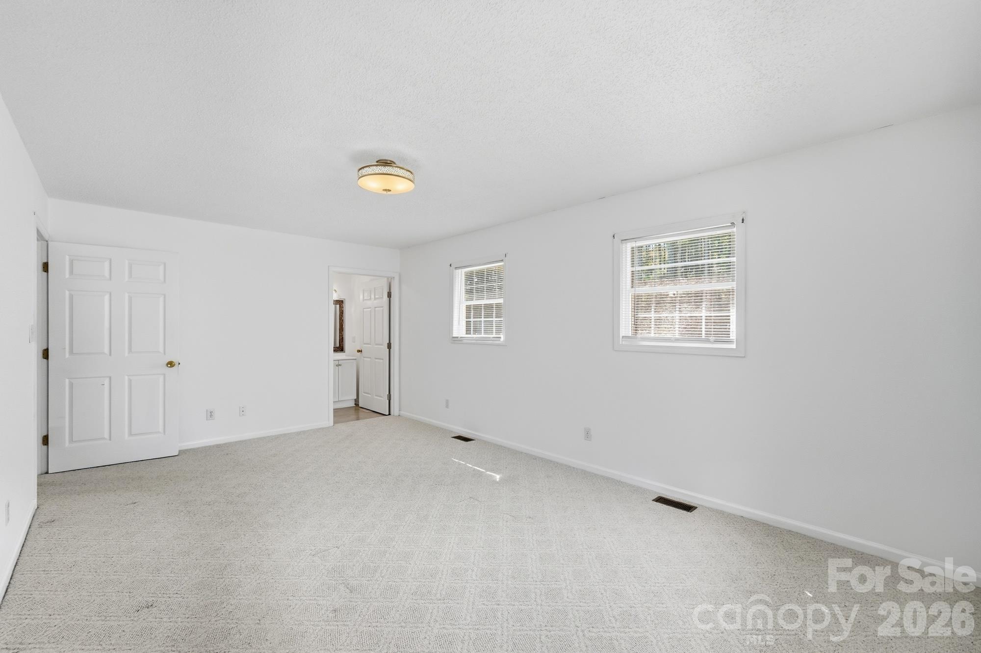 1037 Cross Creek Drive