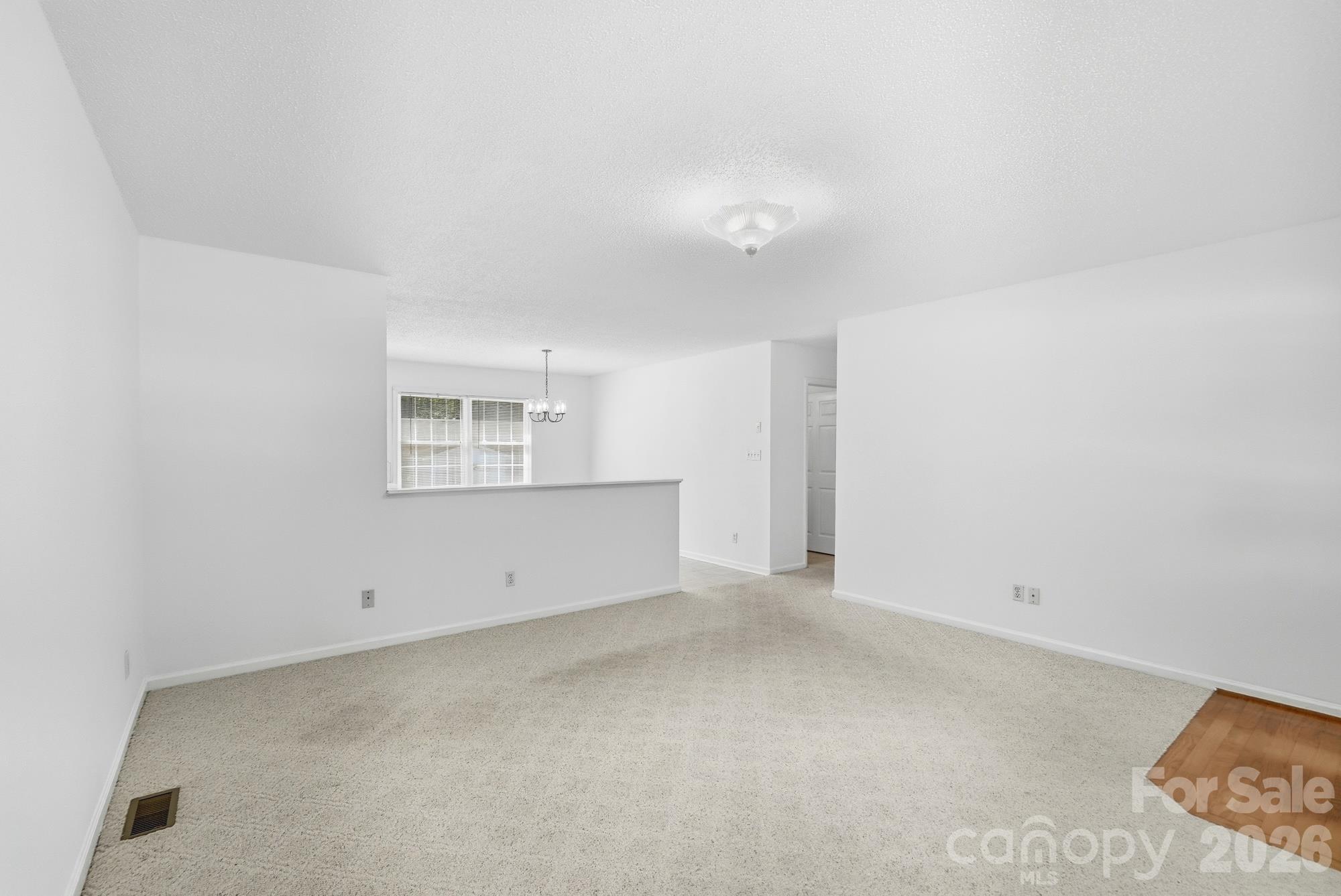 1037 Cross Creek Drive