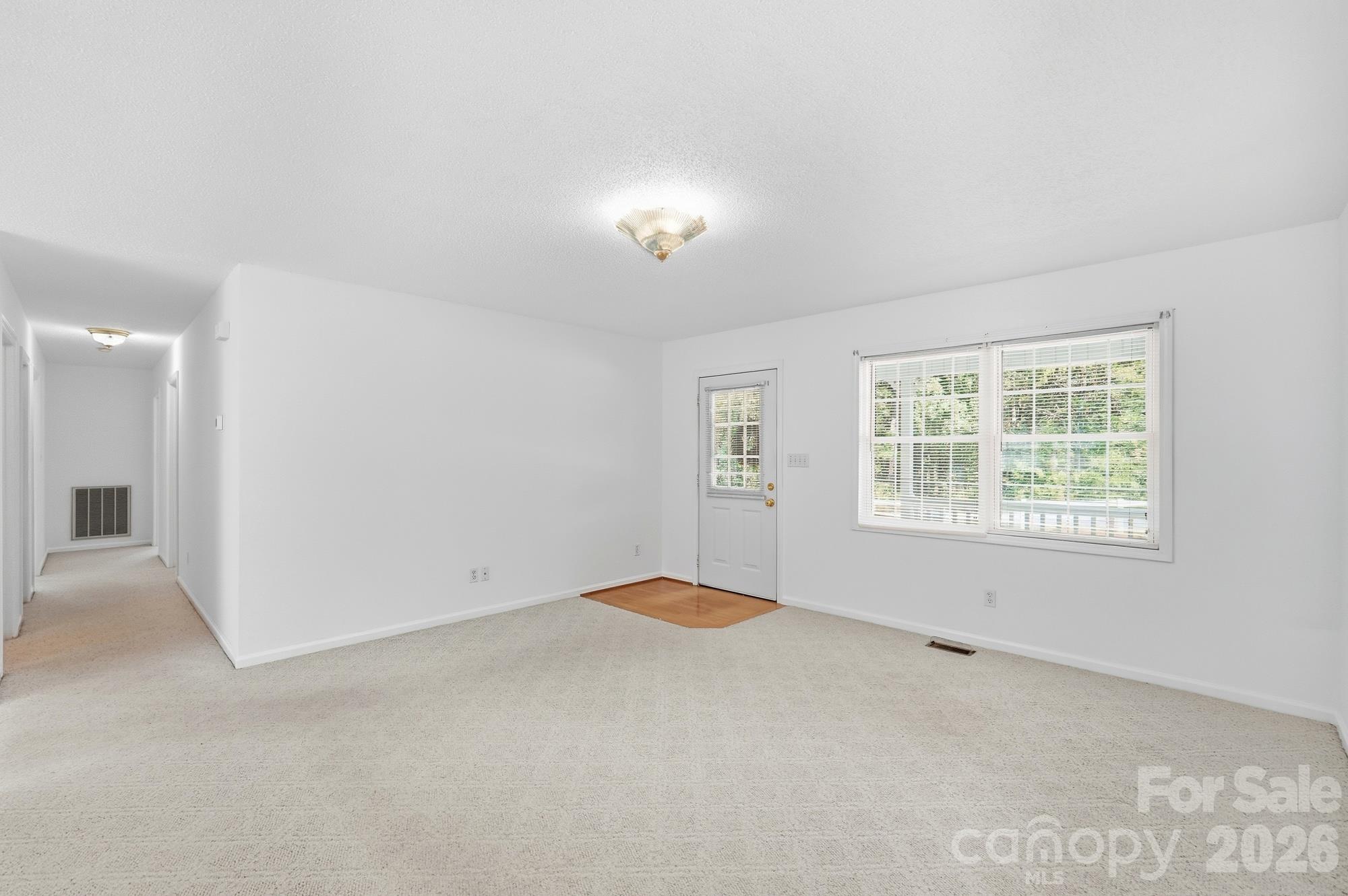 1037 Cross Creek Drive