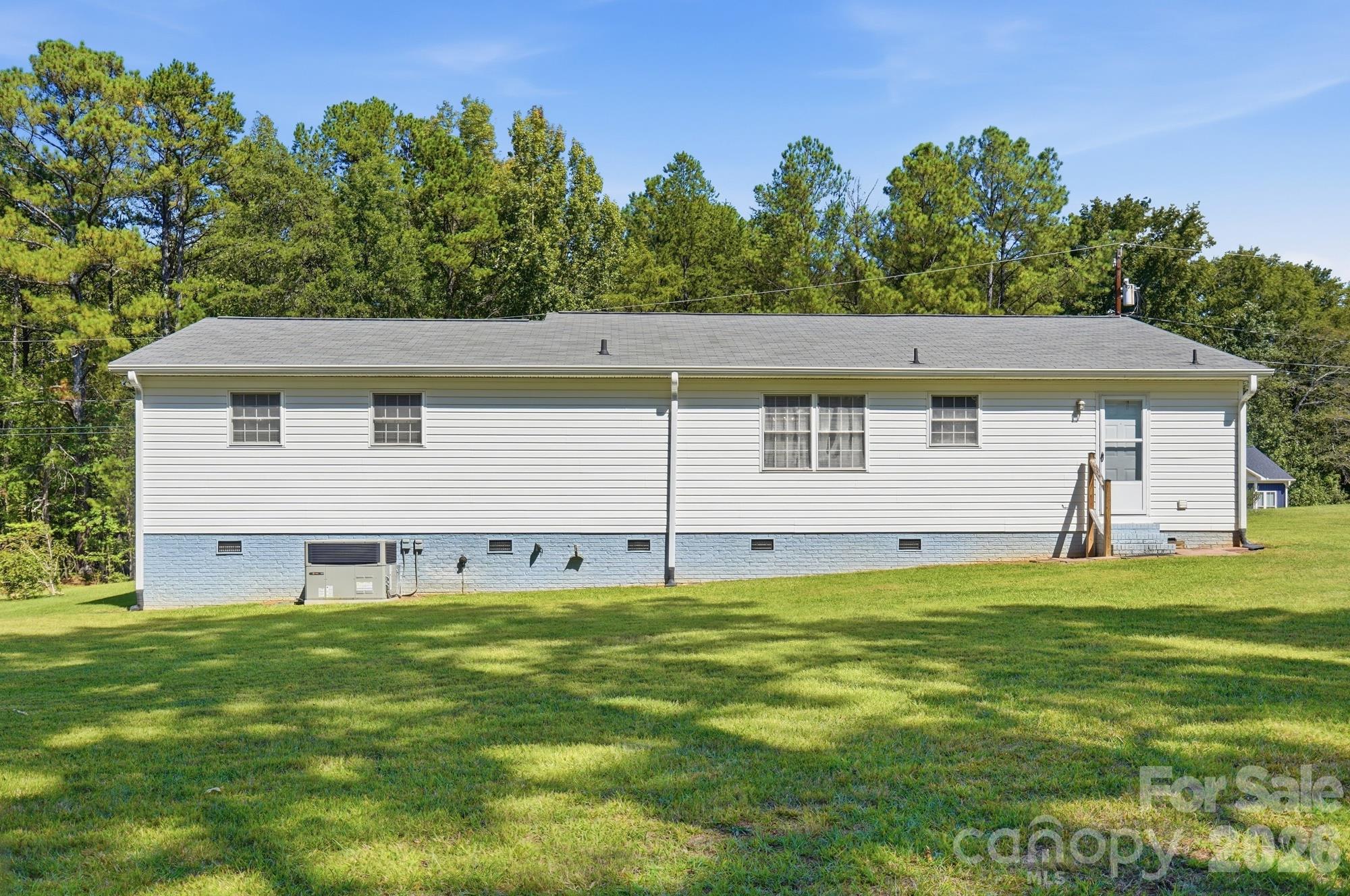 1037 Cross Creek Drive