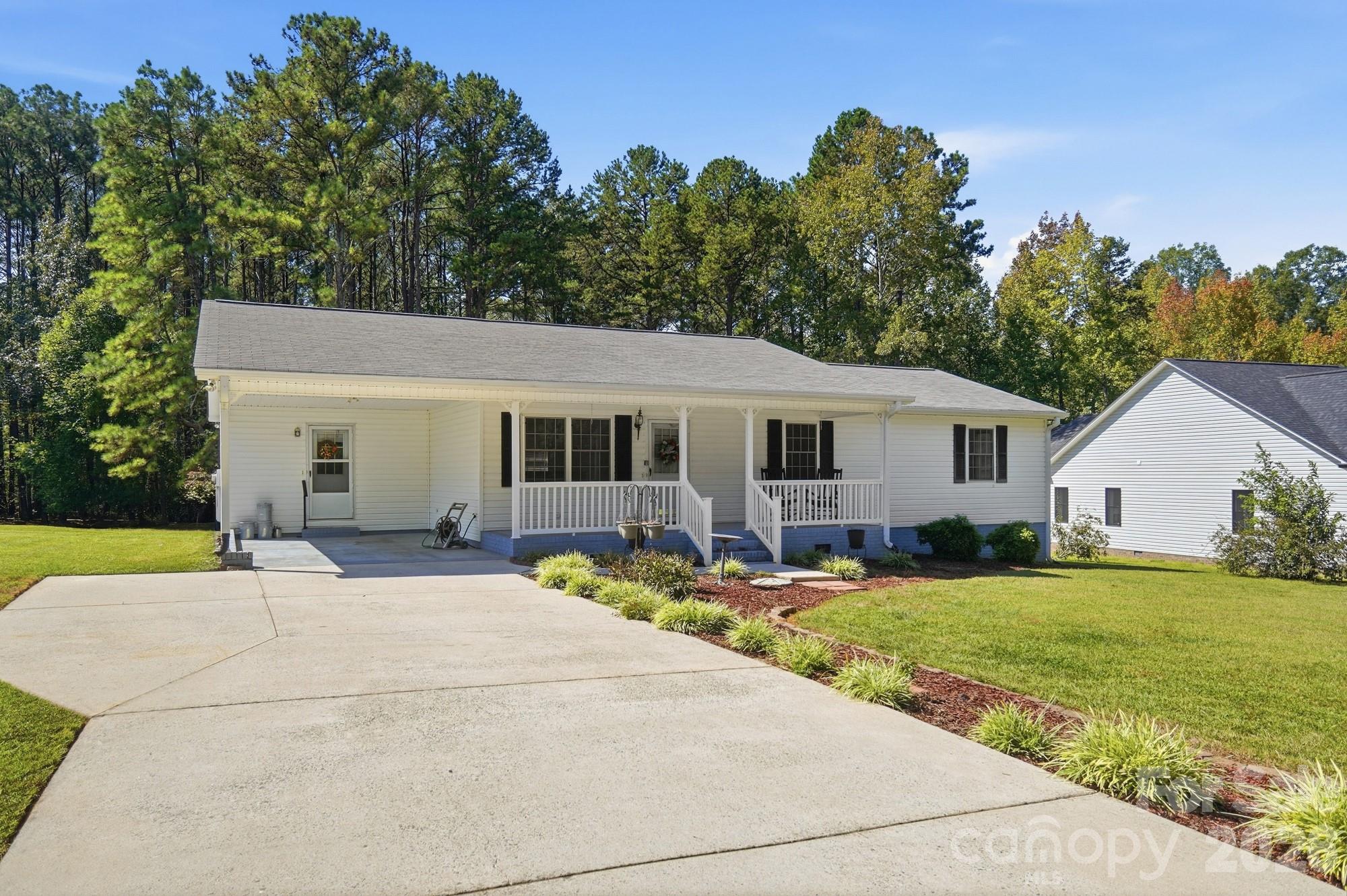 1037 Cross Creek Drive