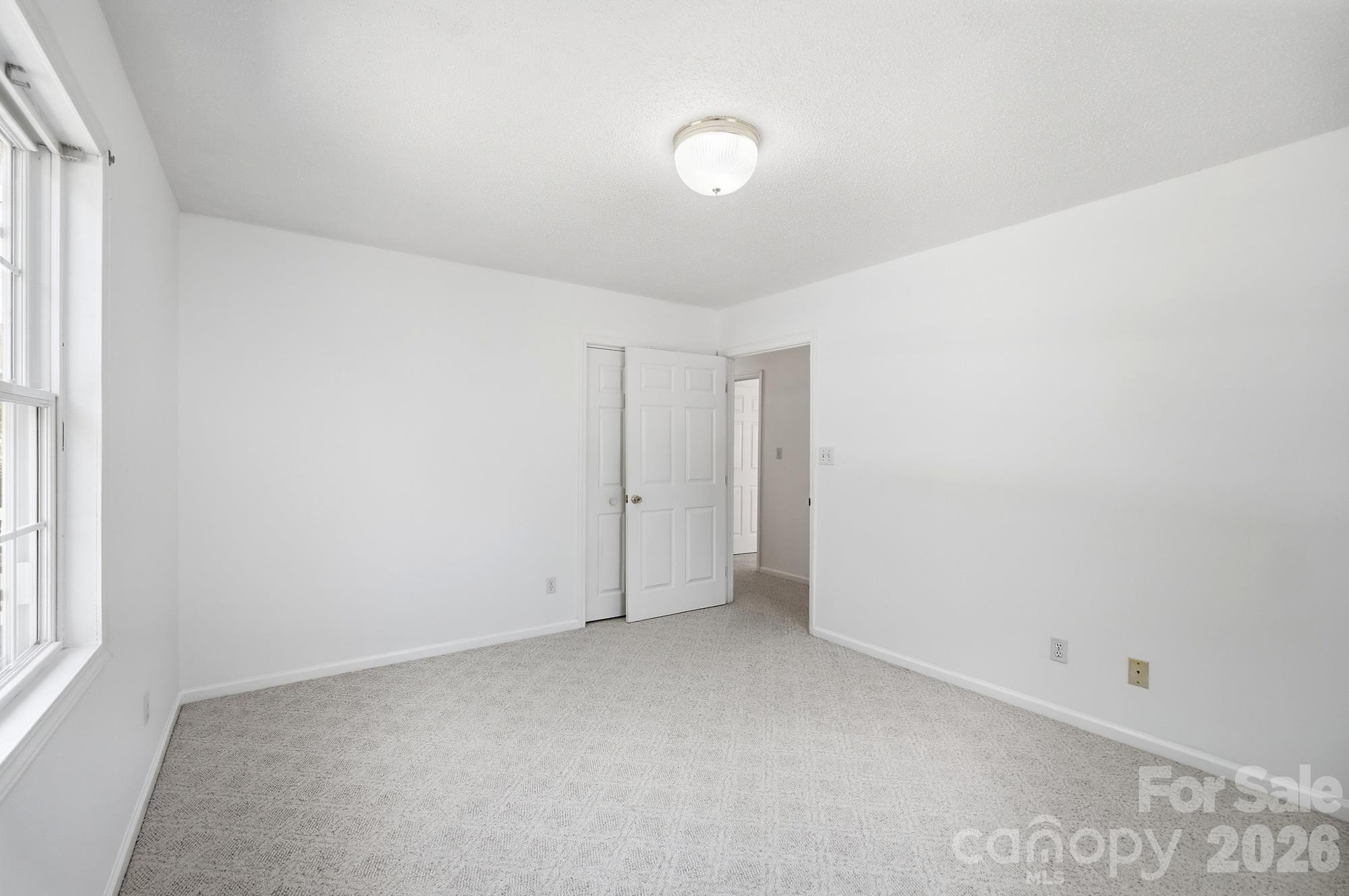 1037 Cross Creek Drive