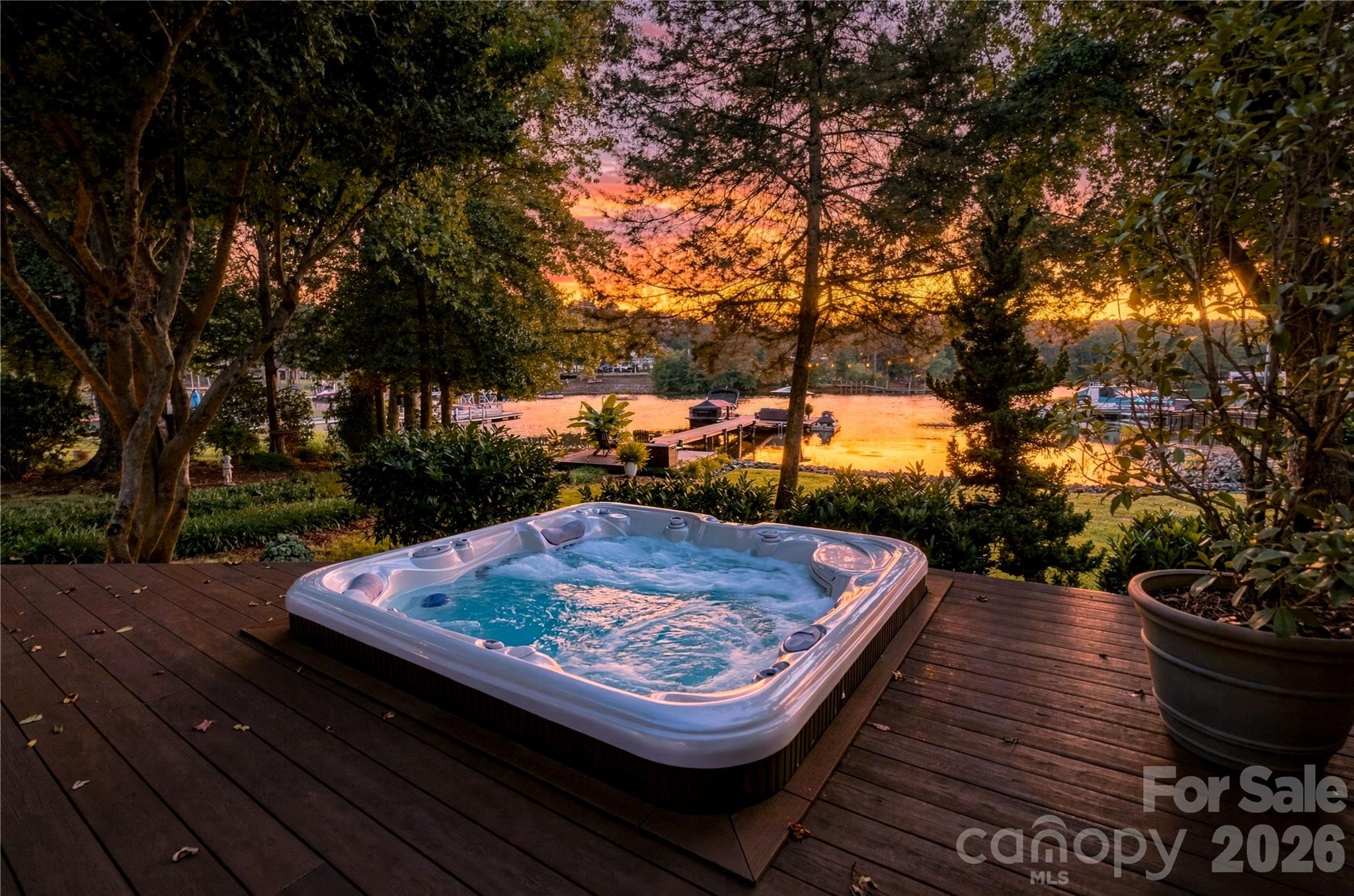 8172 Malibu Pointe Lane