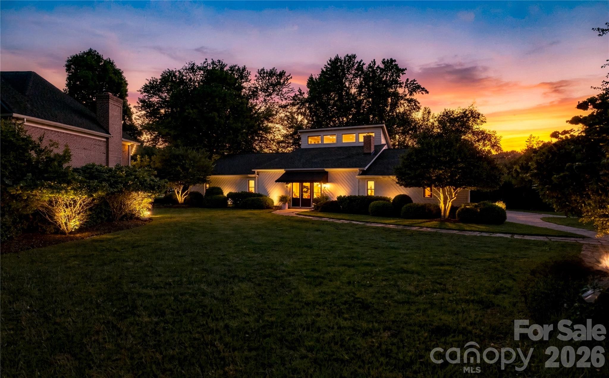 8172 Malibu Pointe Lane