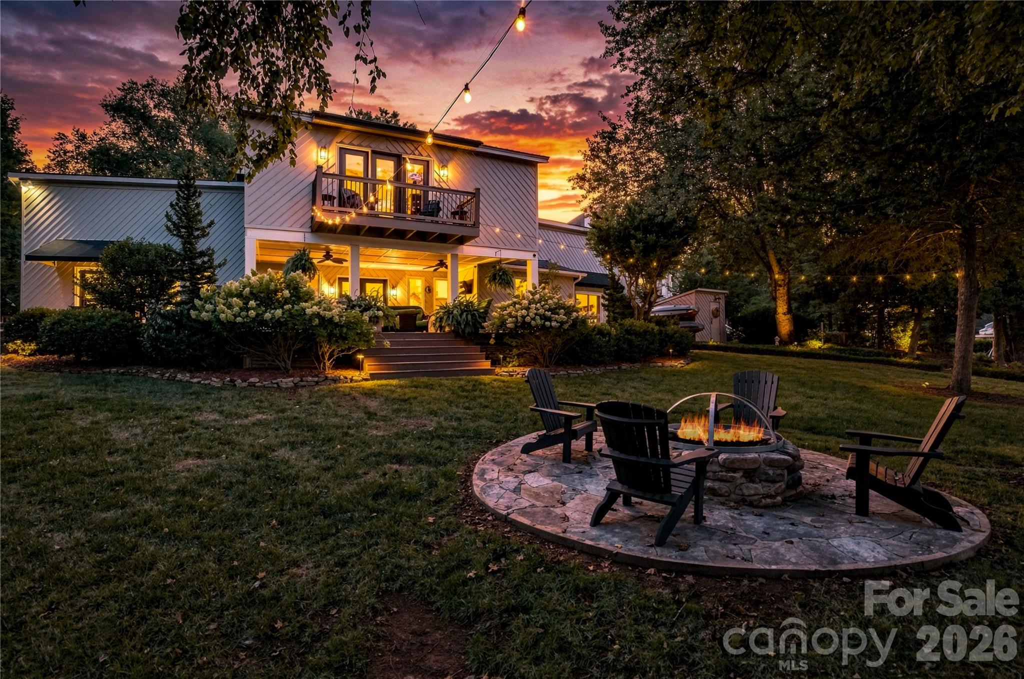 8172 Malibu Pointe Lane