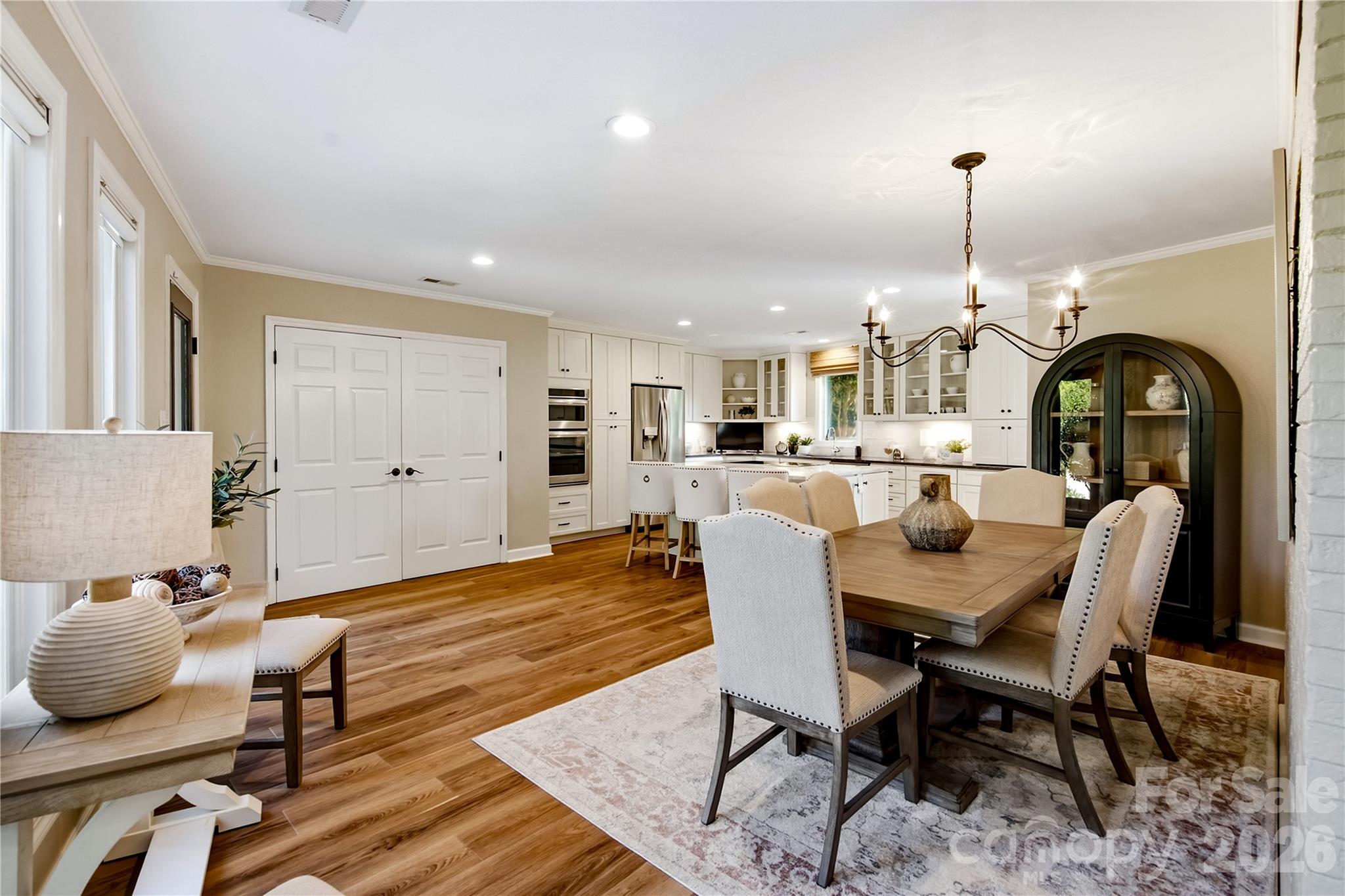 8172 Malibu Pointe Lane