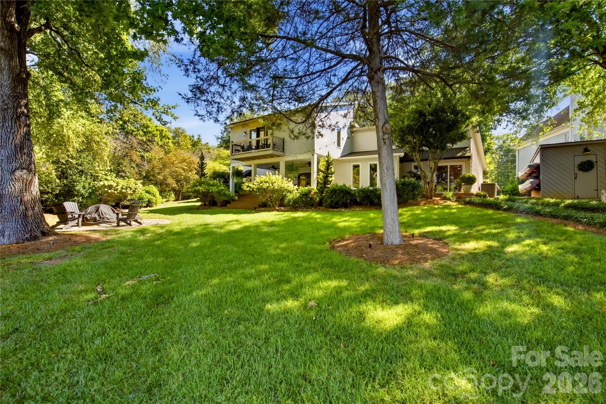 8172 Malibu Pointe Lane