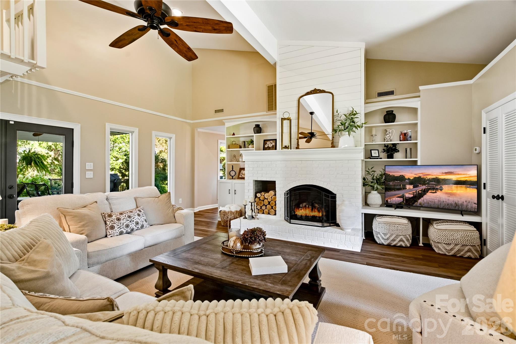8172 Malibu Pointe Lane