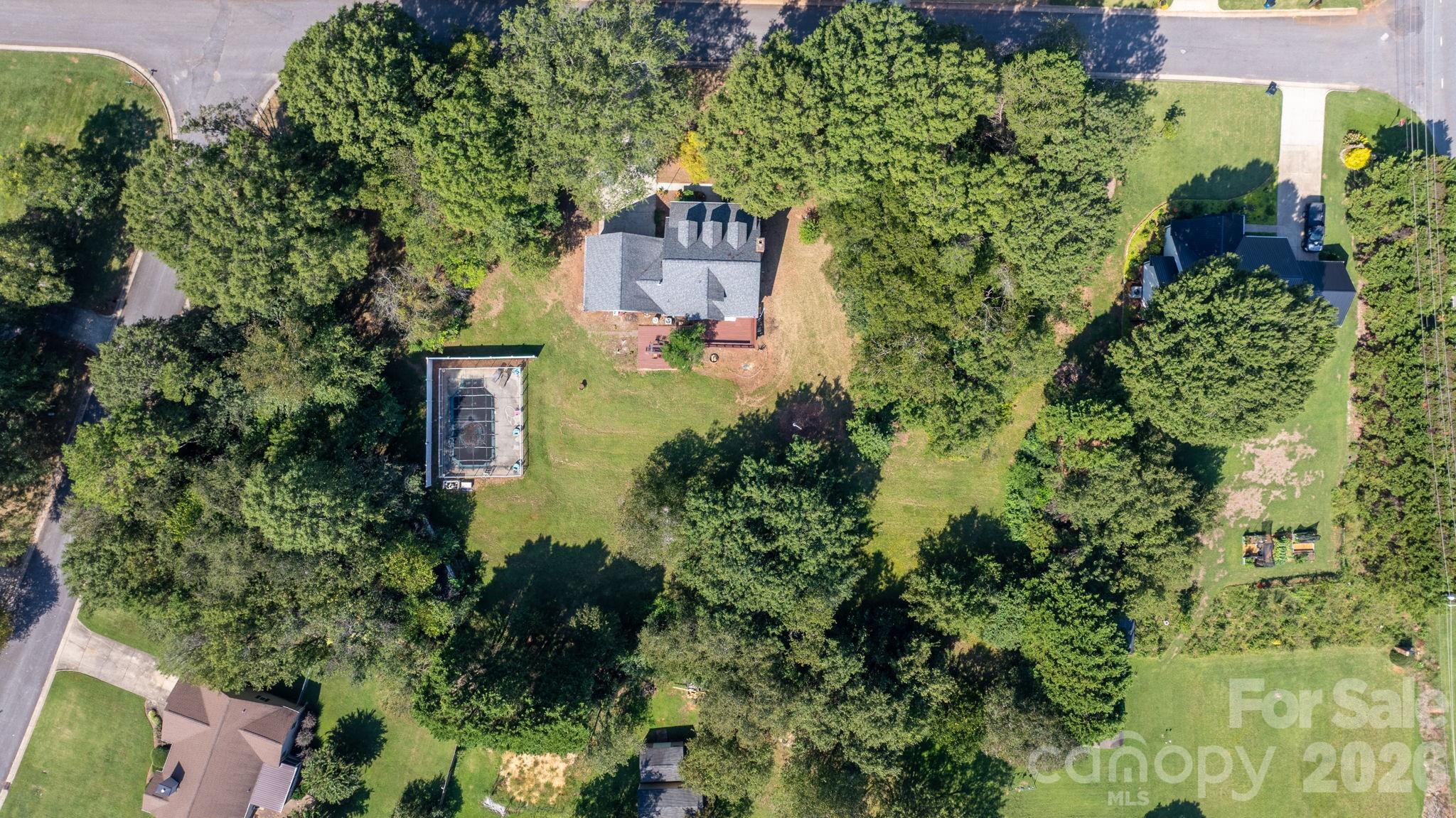2036 Picnic Drive