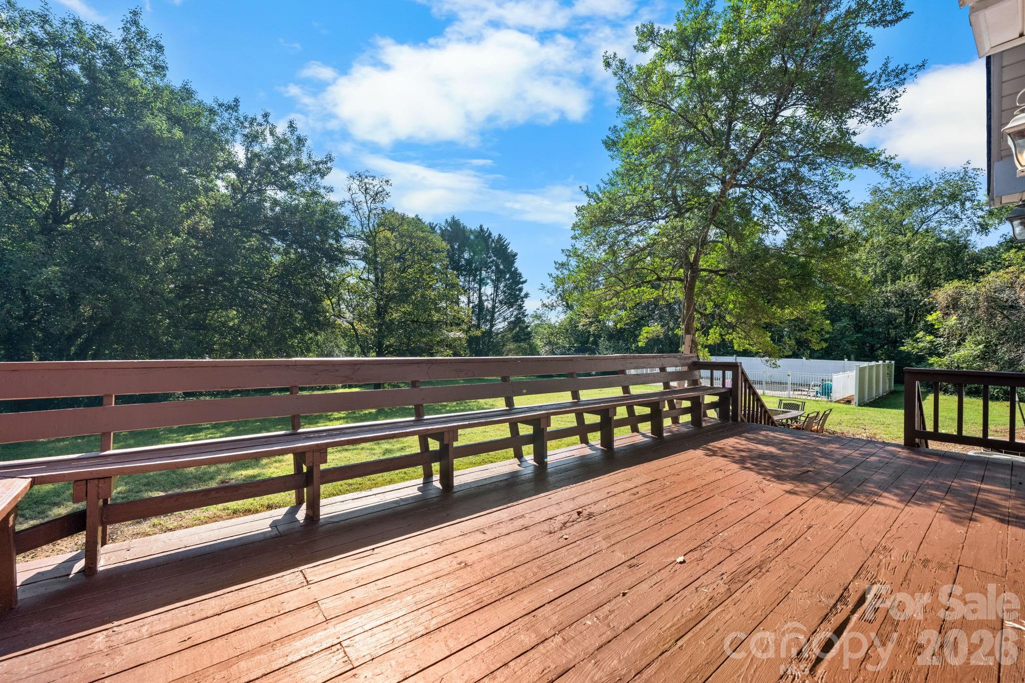 2036 Picnic Drive