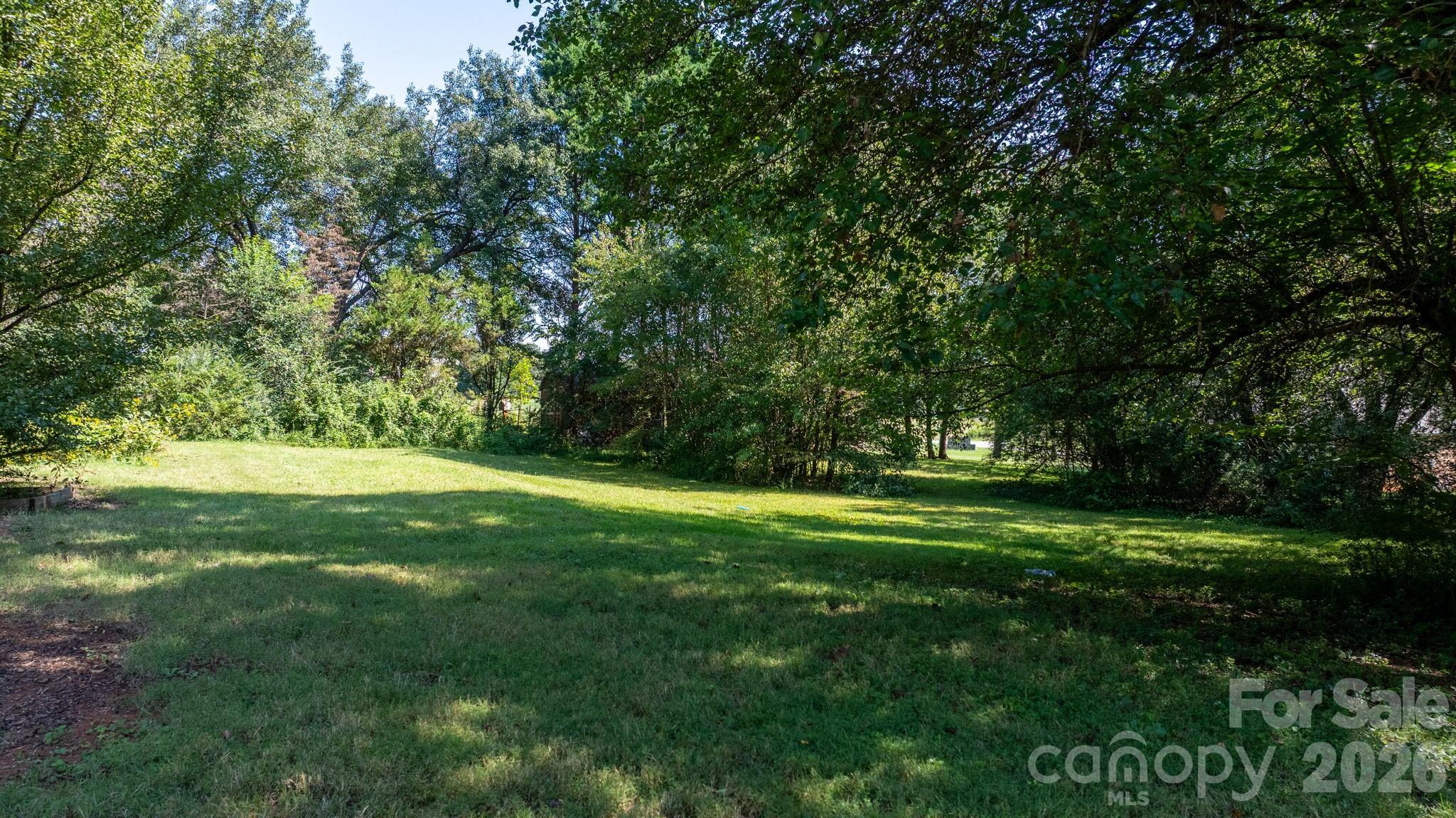 2036 Picnic Drive