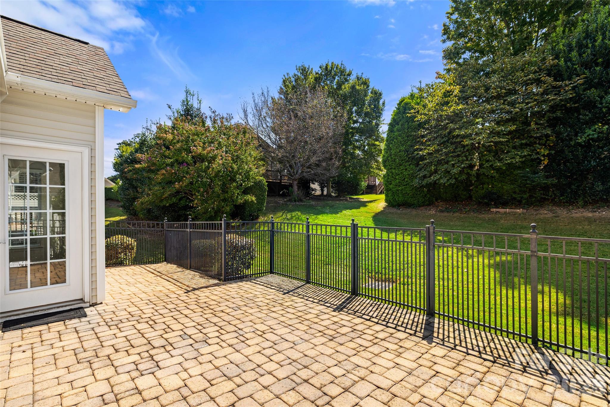 56119 Finches Court
