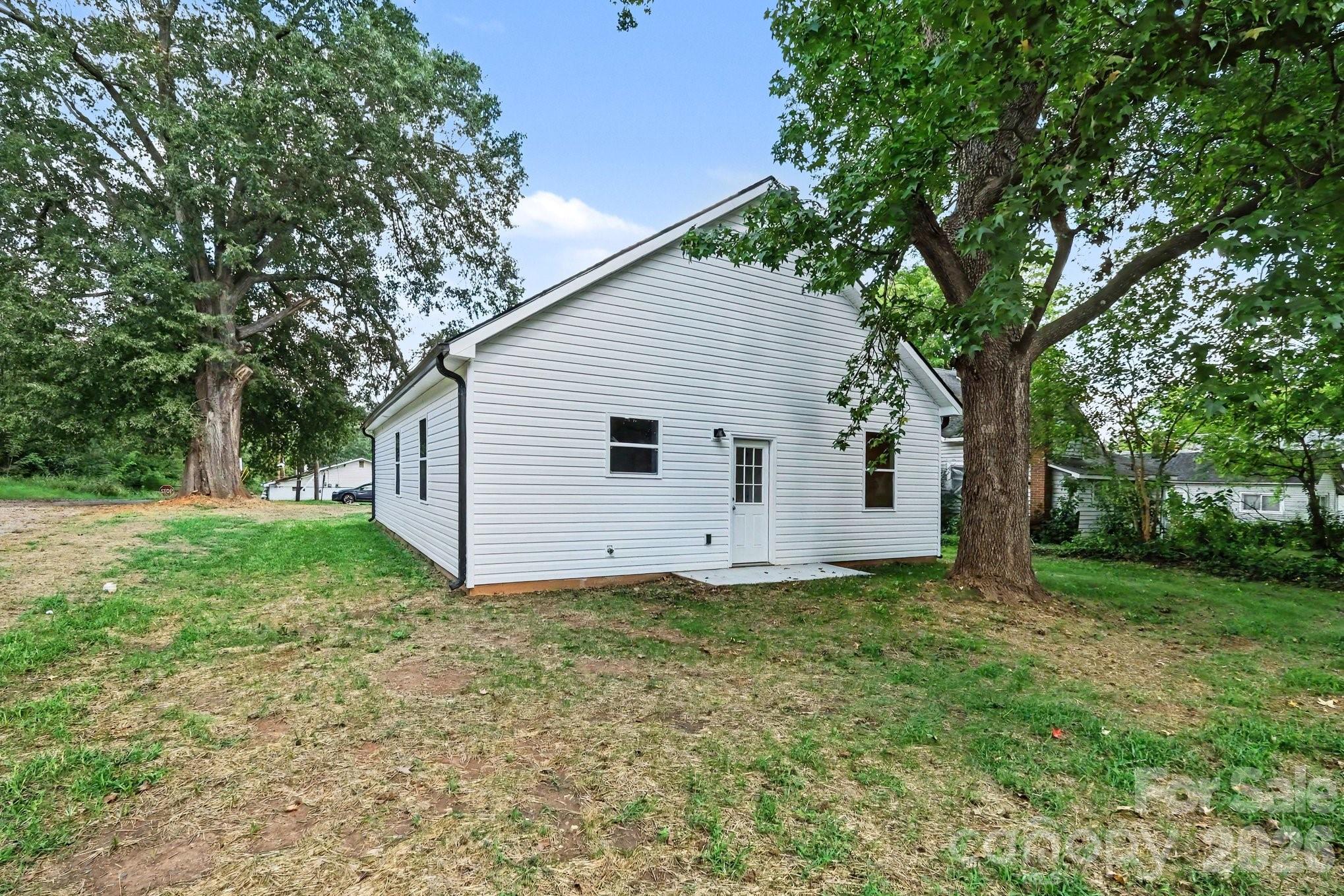 113 W Spencer Street