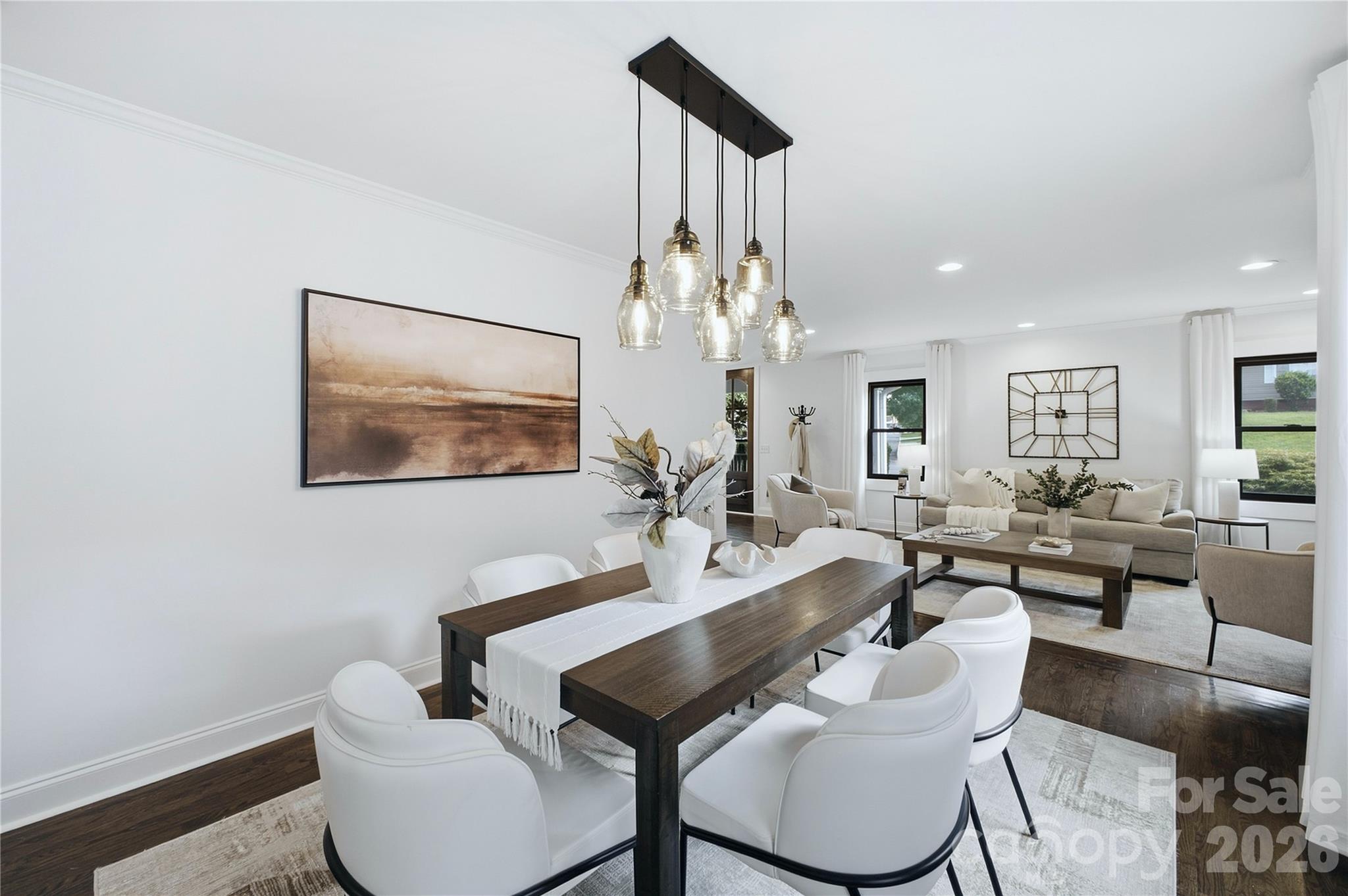 947 Everett Place