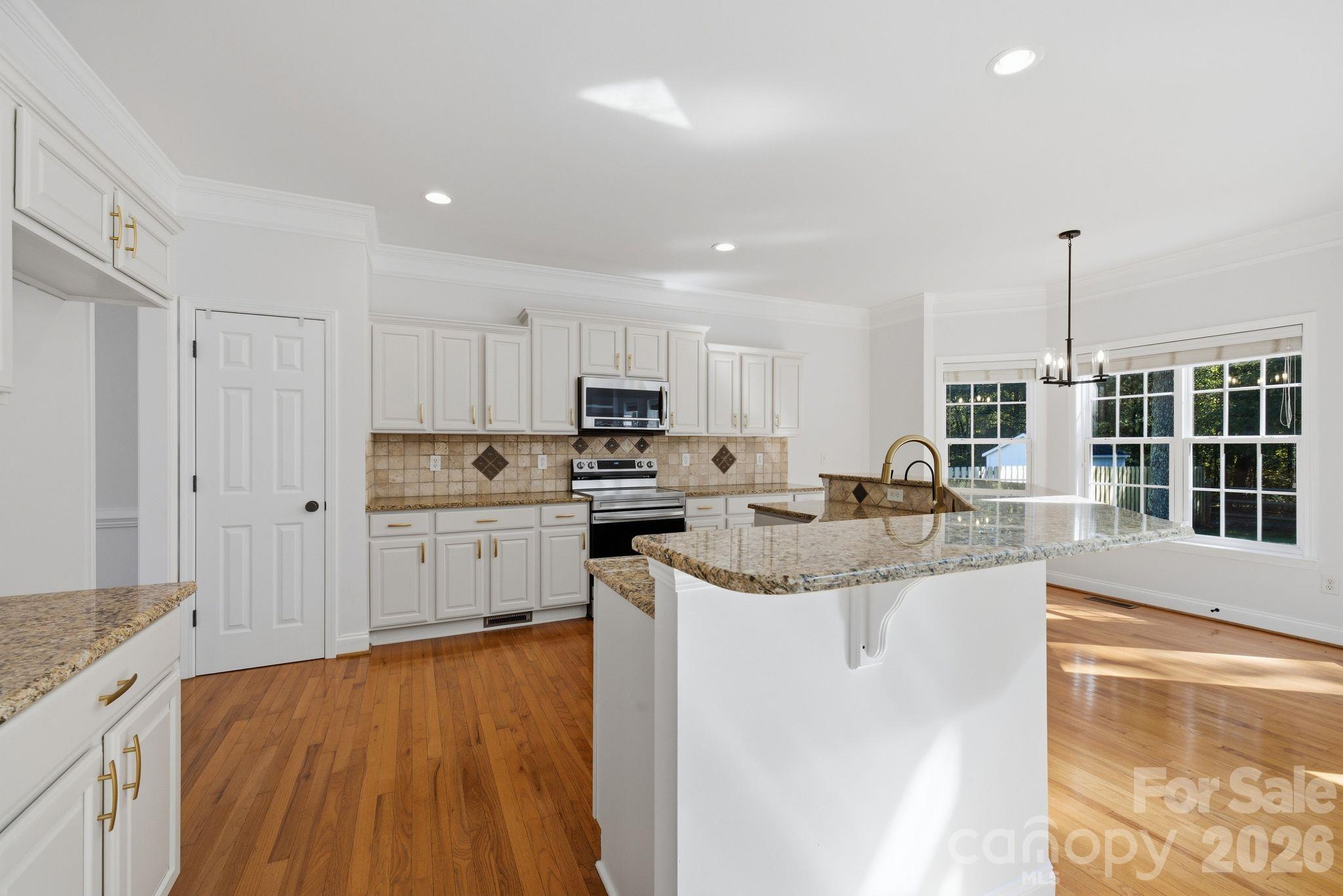 11646 Red Falcon Court